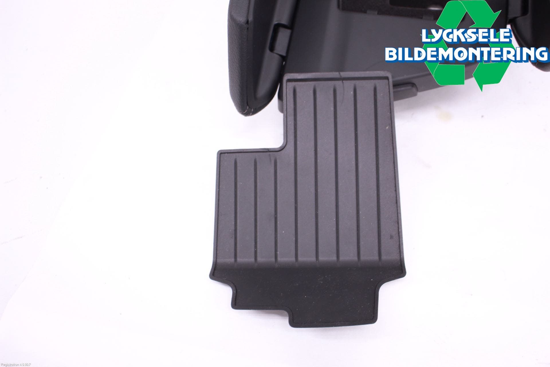 BMW 5 G30/G31/F90 17-23 Inredning Armstöd