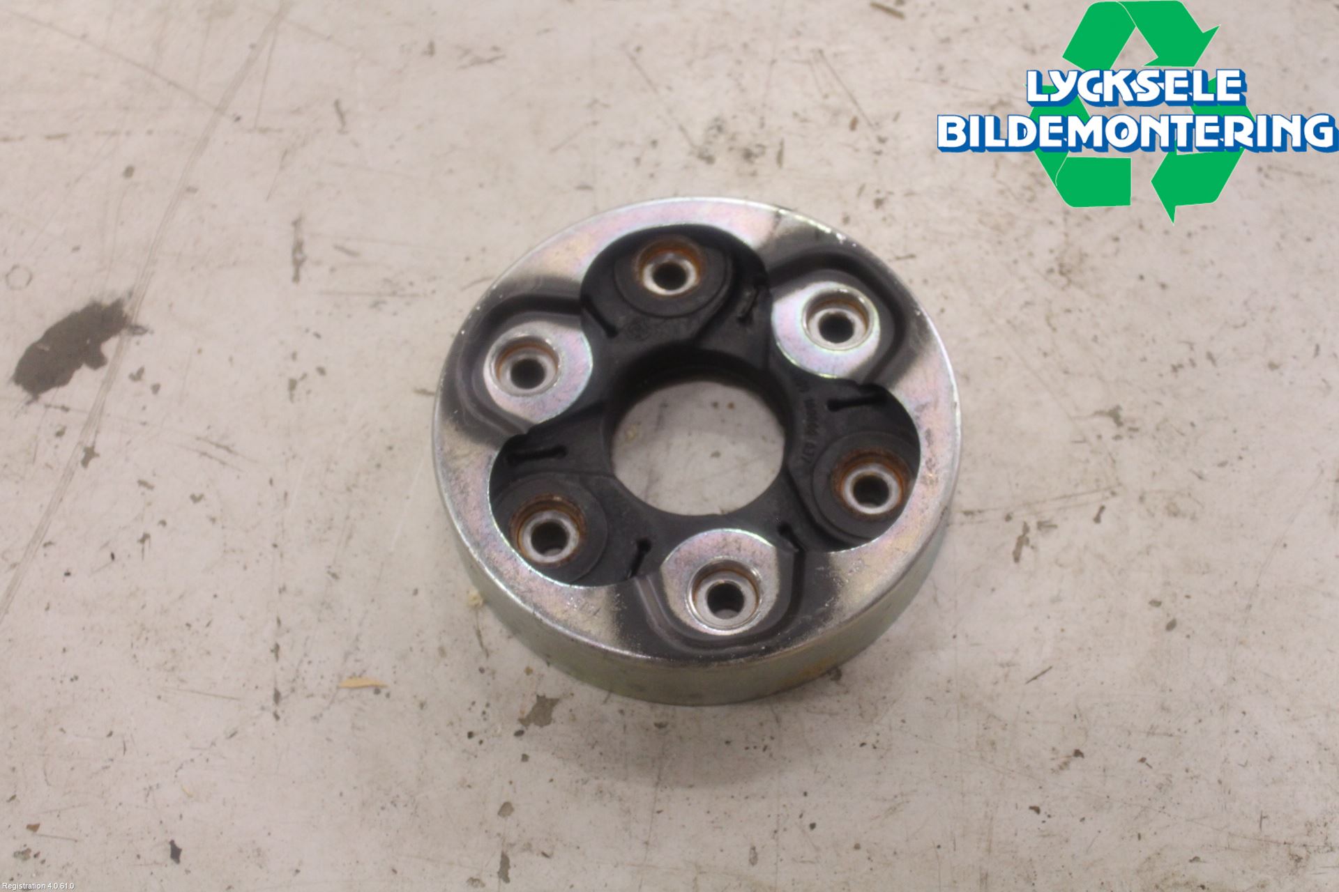Volkswagen VW TIGUAN 16-24 Mellanaxel Gummiknut