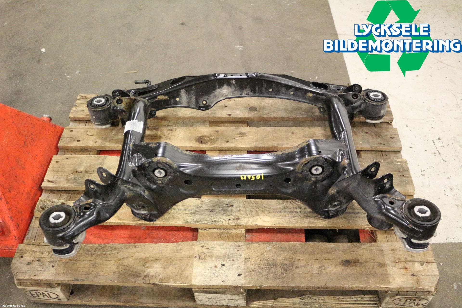 Audi A4/S4 B9 20- Bakaxelbalk