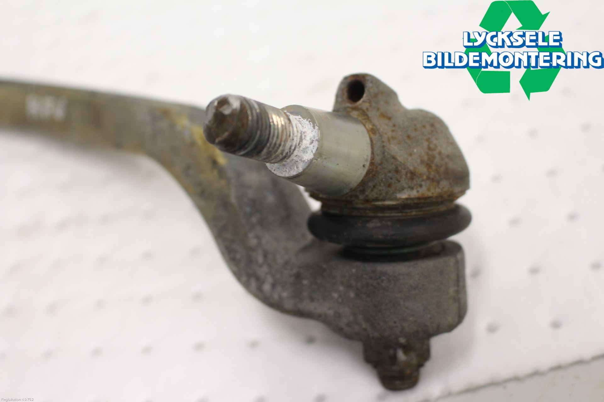 Mercedes-Benz MB E-KLASS (W212) 09-16 Bärarm Fram Undre Hö