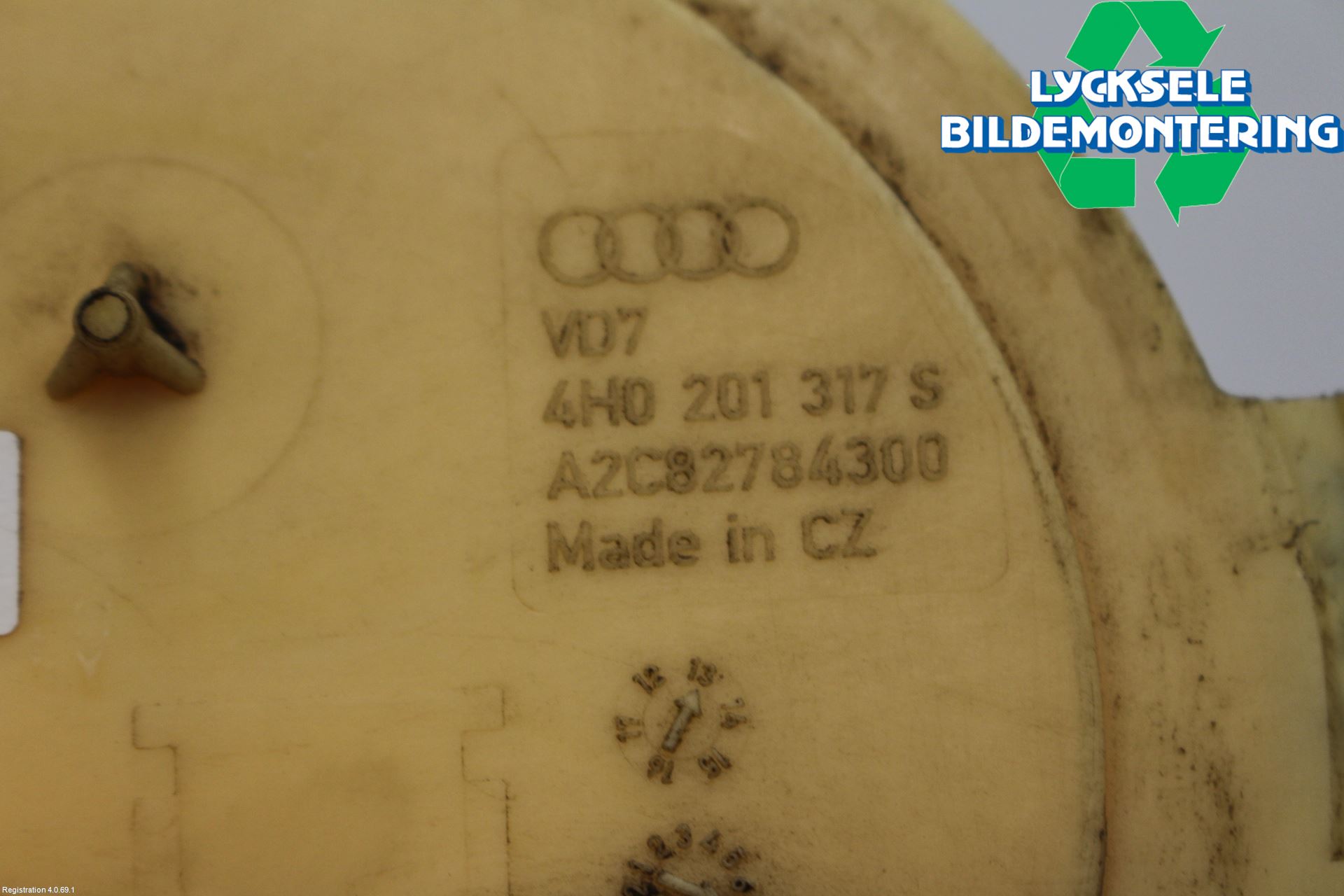 Audi A8/S8 4H 10-17 Bränslepump El