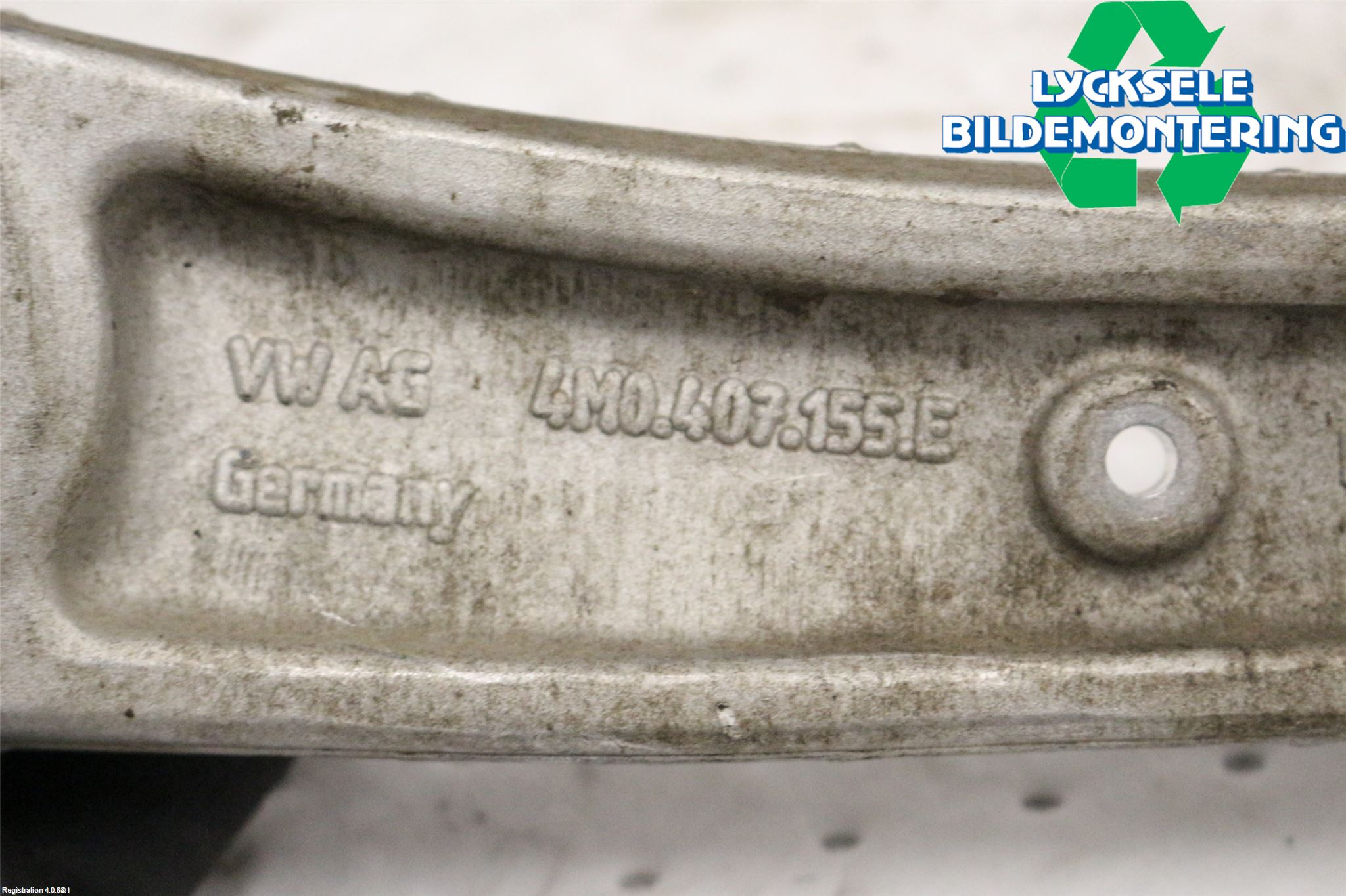 Audi A6 F2/C8 19- Bärarm Fram Undre Vä