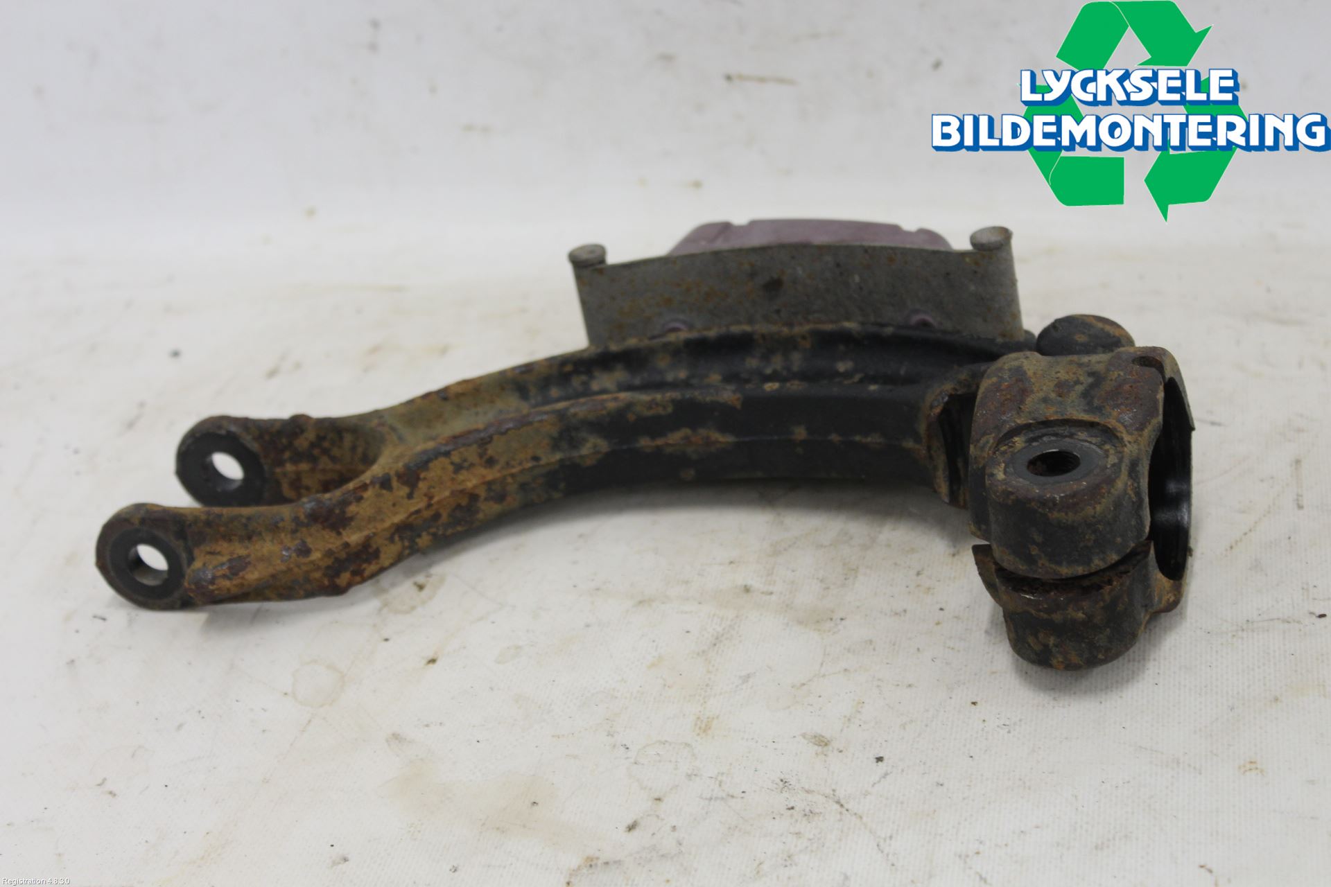 Audi A6 ALLROAD 12-18 Fjäderben Fram Vänster