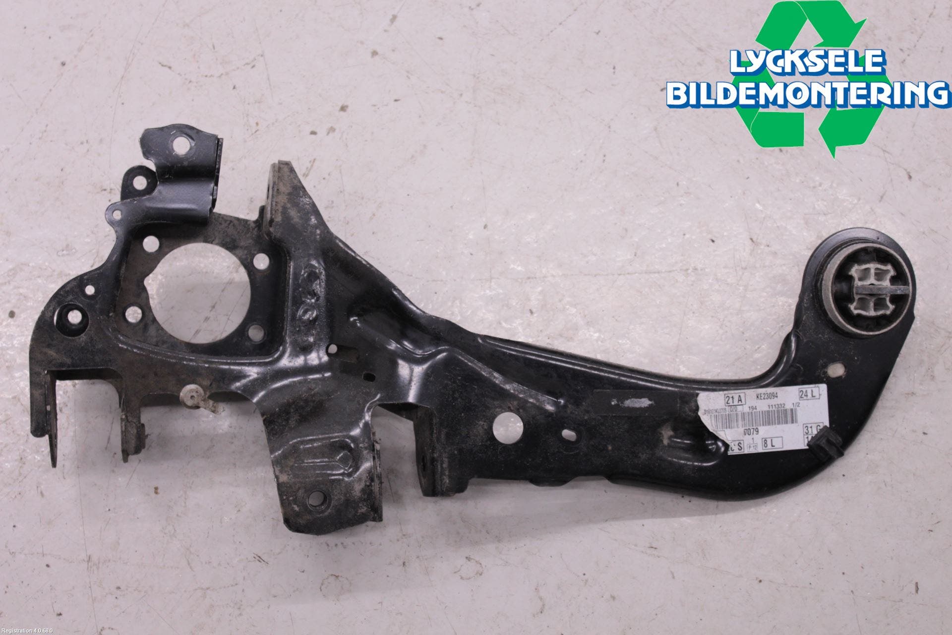 Ford FOCUS 19- Bärarm Bak Vänster