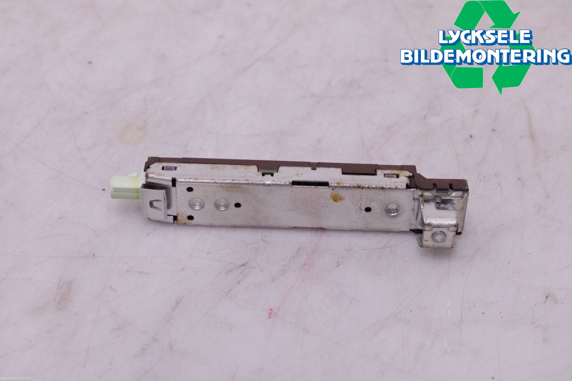 Audi Q4 E-TRON FZ 22- Antennförstärkare