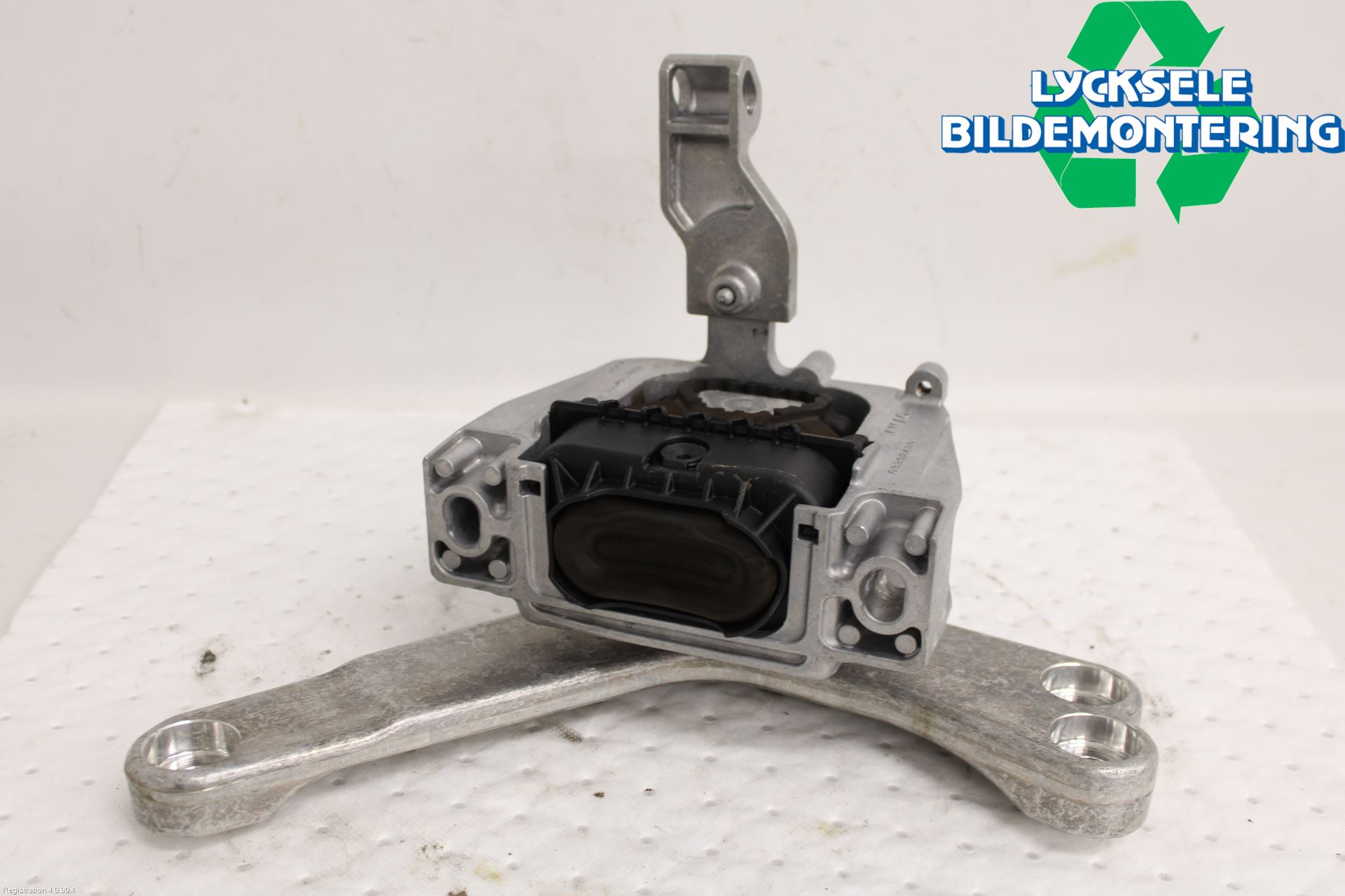 Skoda SUPERB 16-24 Motorfäste