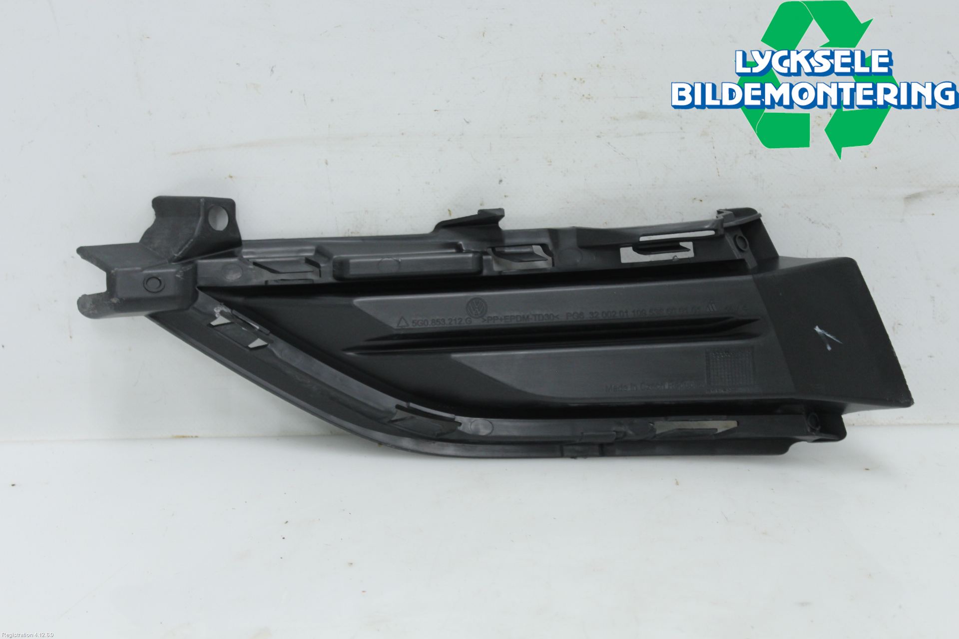 Volkswagen VW GOLF / E-GOLF VII 13-20 Grilldel Höger
