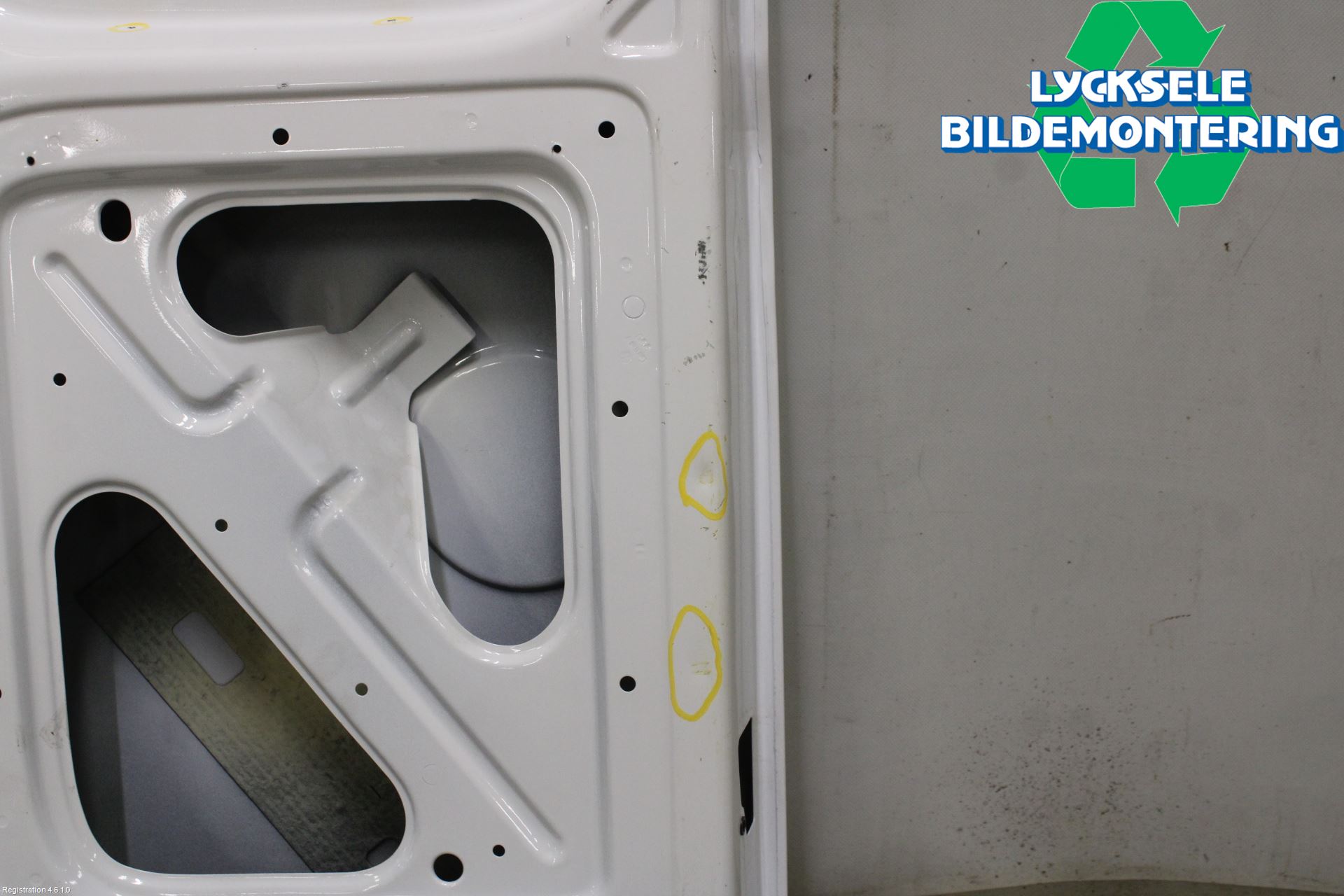 Volkswagen VW CADDY 16-20 Dörr Bak Van-Skåp Höger