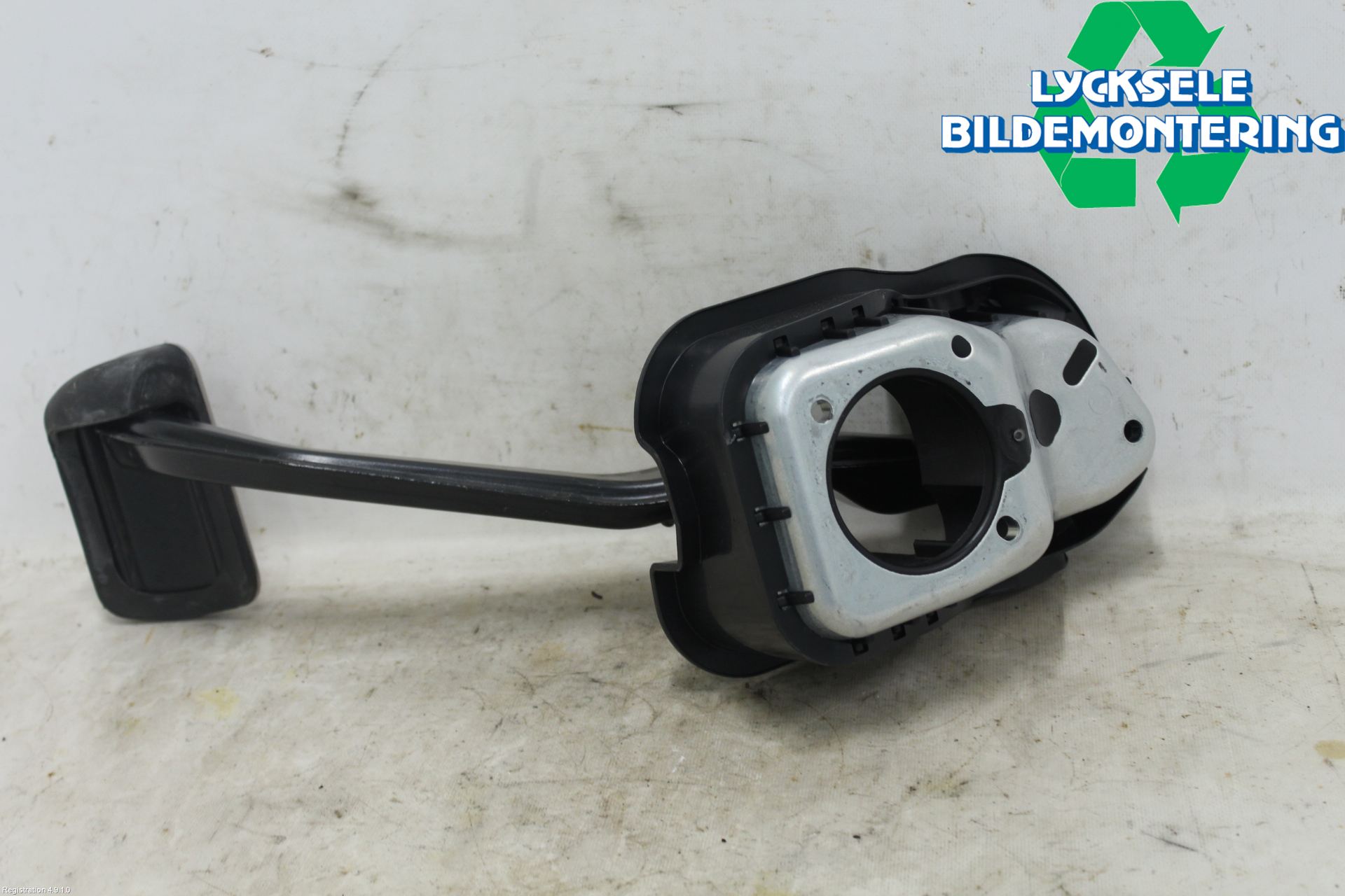 Mercedes-Benz MB C-KLASS (W205) 14-21 Bromspedal