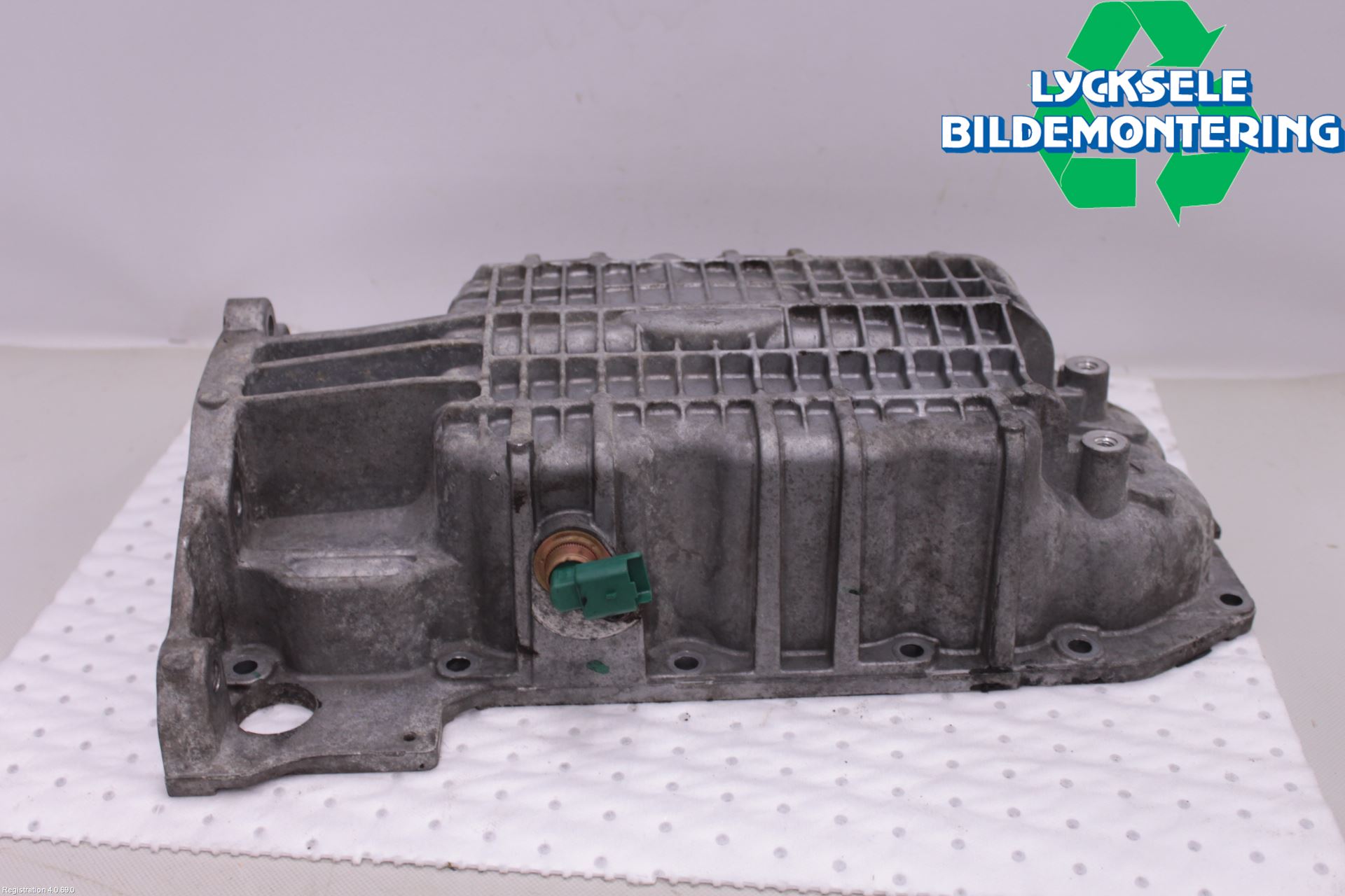 Volvo S60 11-13 Oljetråg