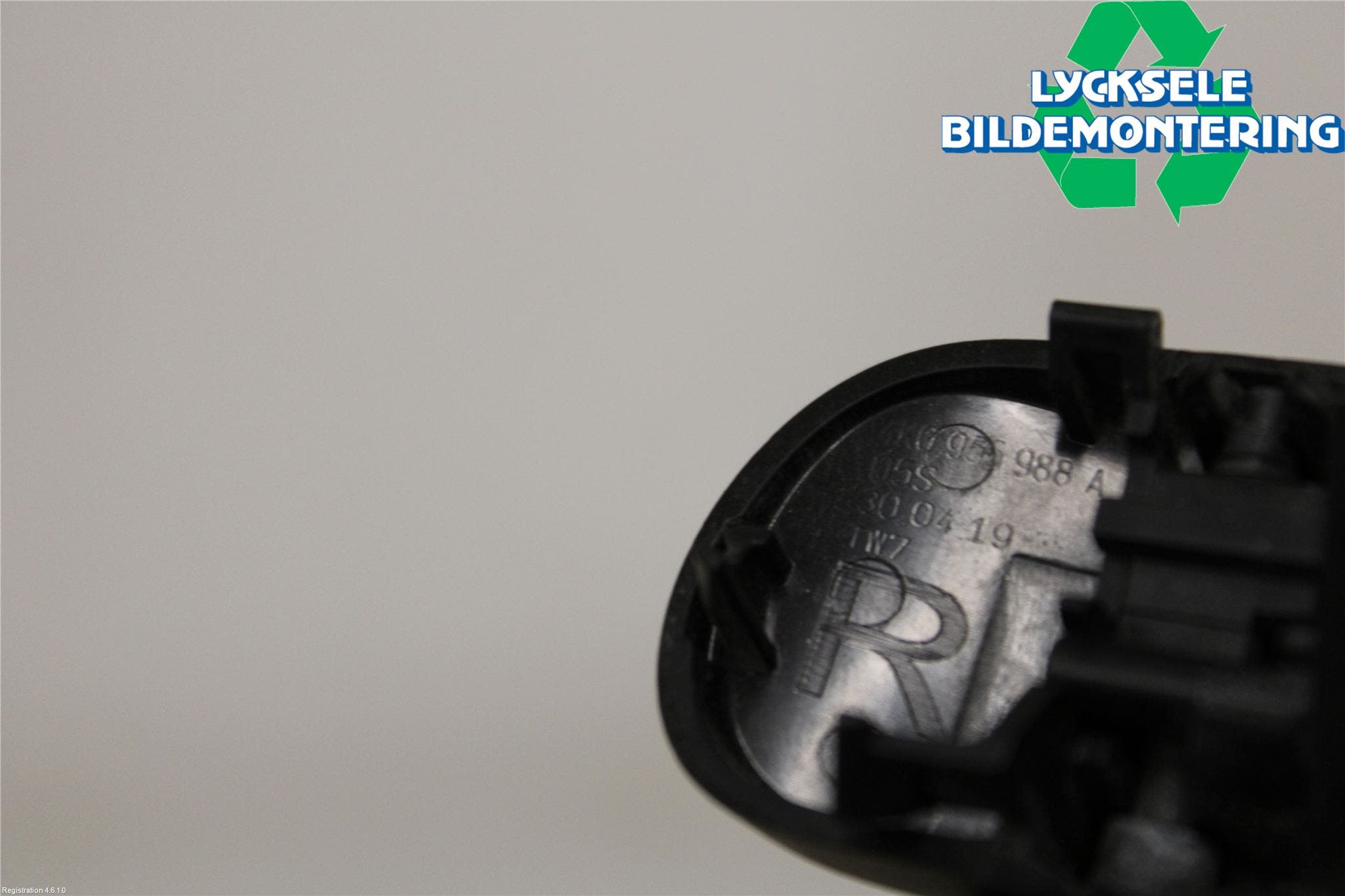 Audi A6 F2/C8 19- Spolarmunstycke Rutor