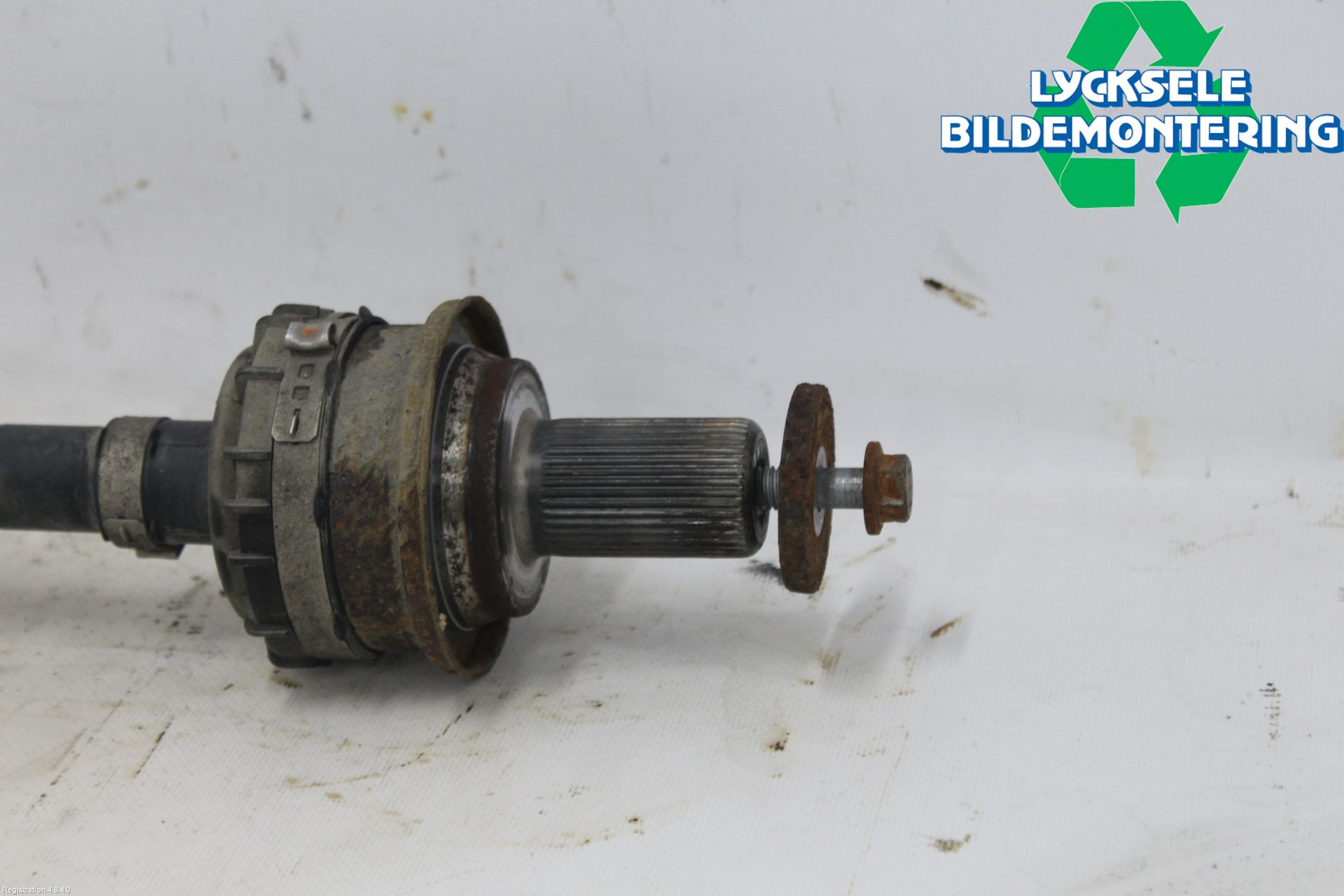 Volvo V60 19- Drivaxel Bak Höger