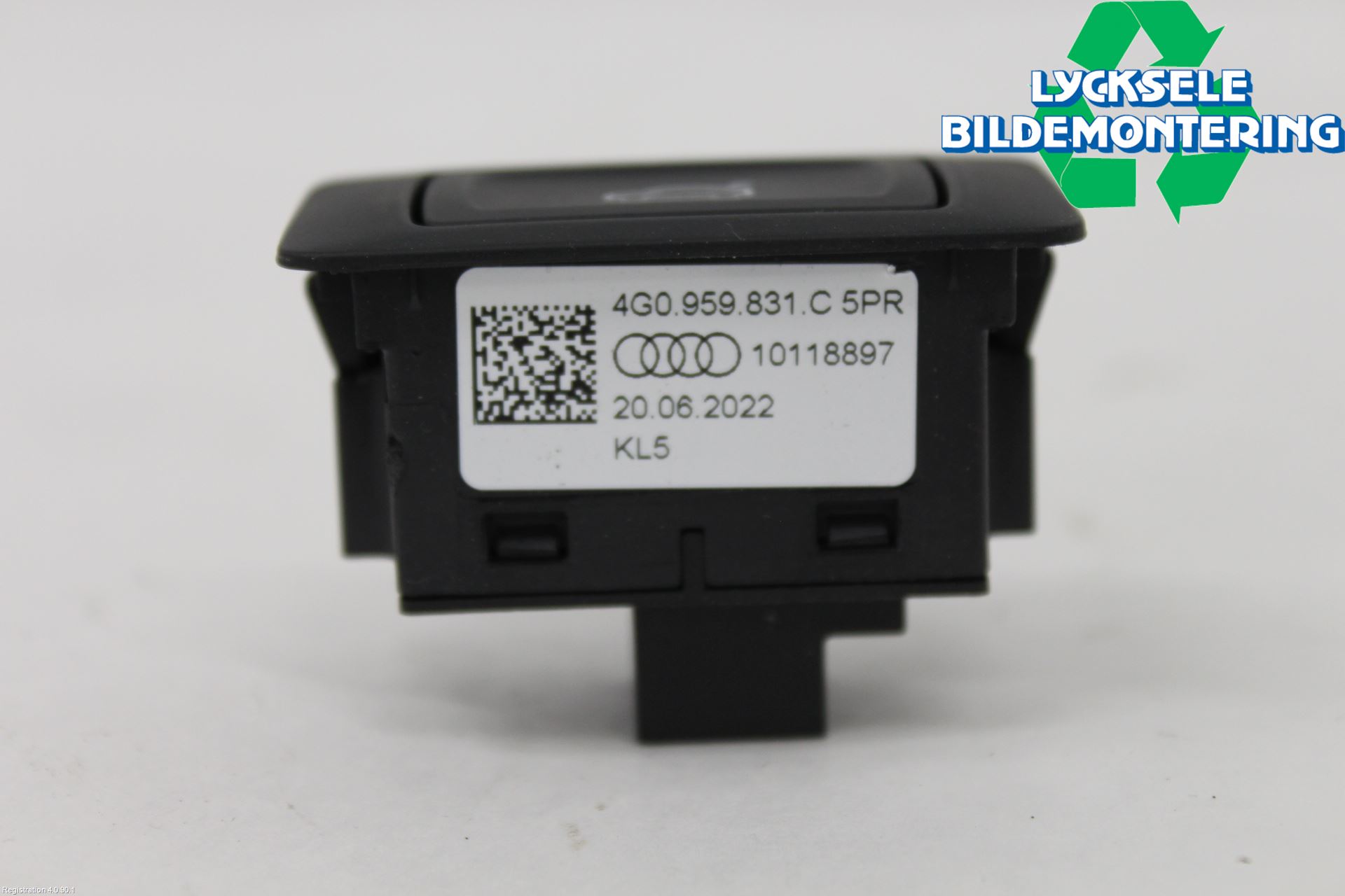 Audi A6 F2/C8 19- Strömställare Baklucka