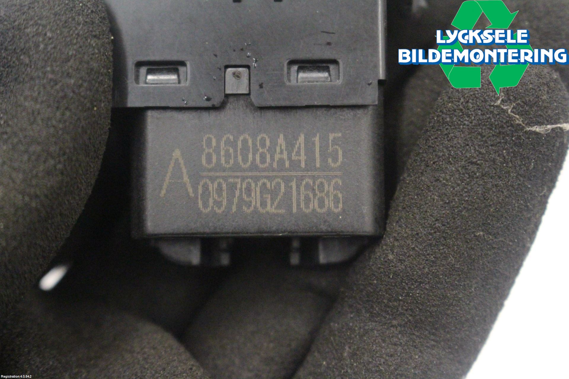 Mitsubishi OUTLANDER 13-21 Strömställare Elhiss