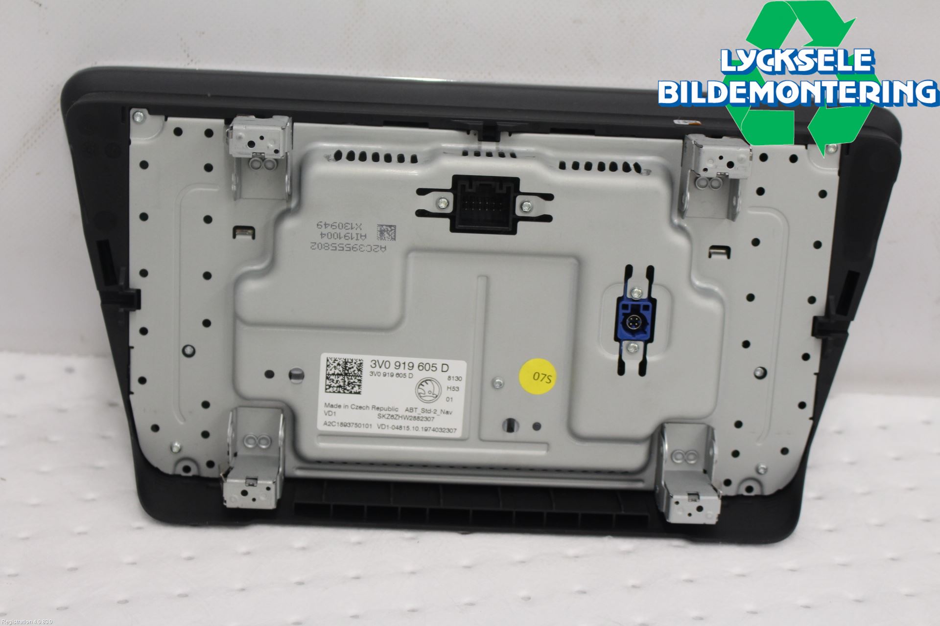 Skoda SUPERB 16-24 Multifunktionsdisplay