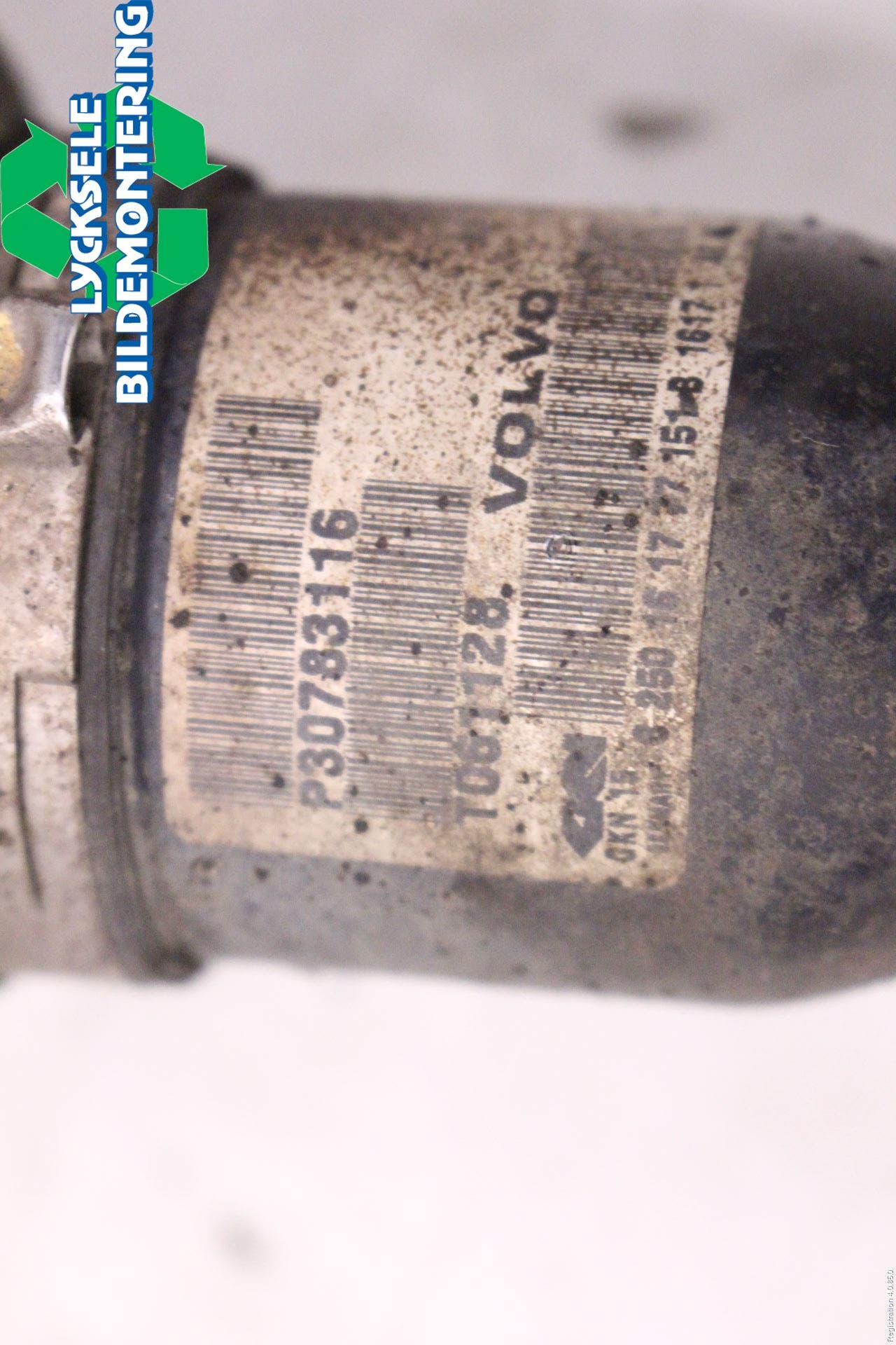 Volvo XC90 07-14 Drivaxel Fram Höger