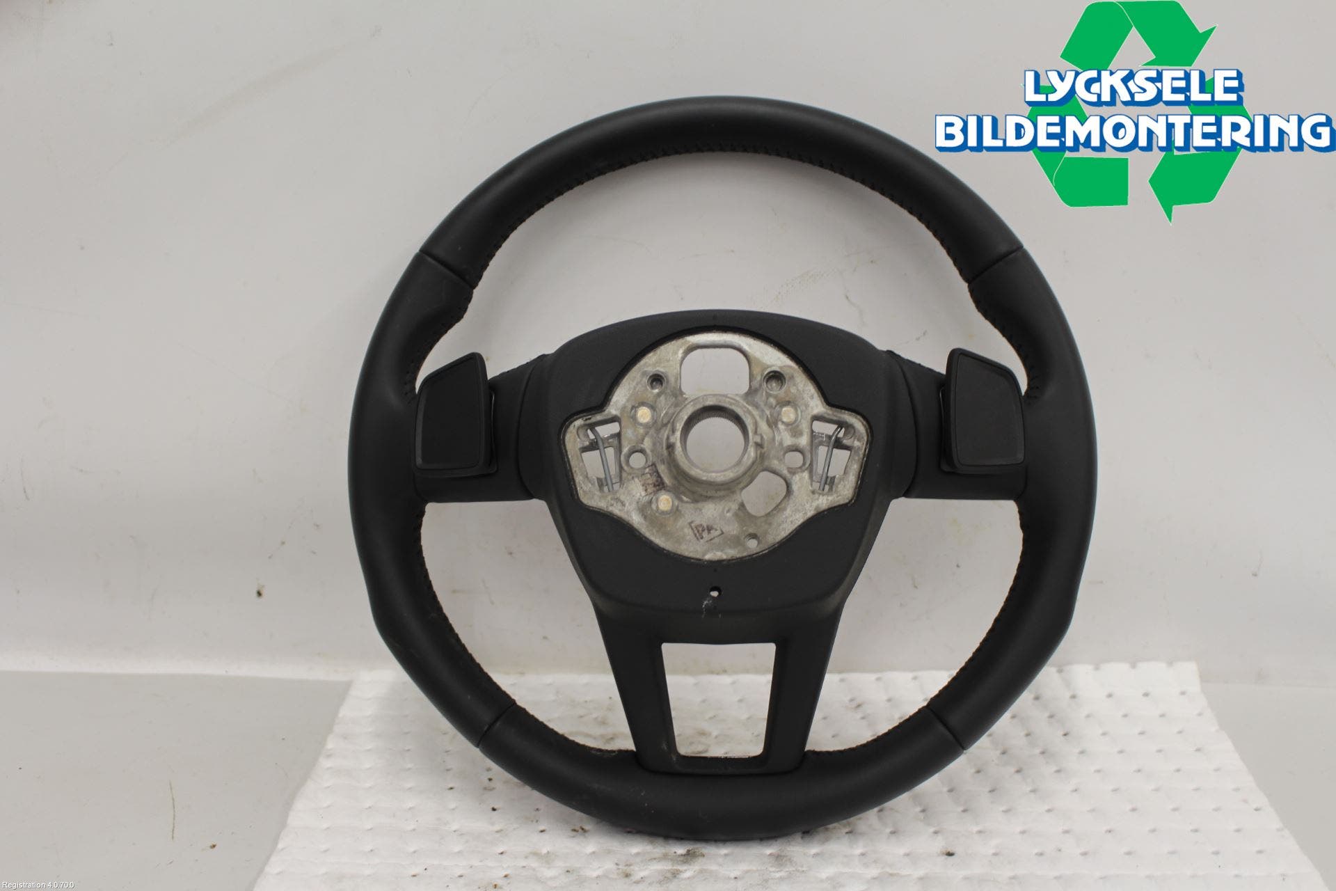 Audi A6 F2/C8 19- Ratt