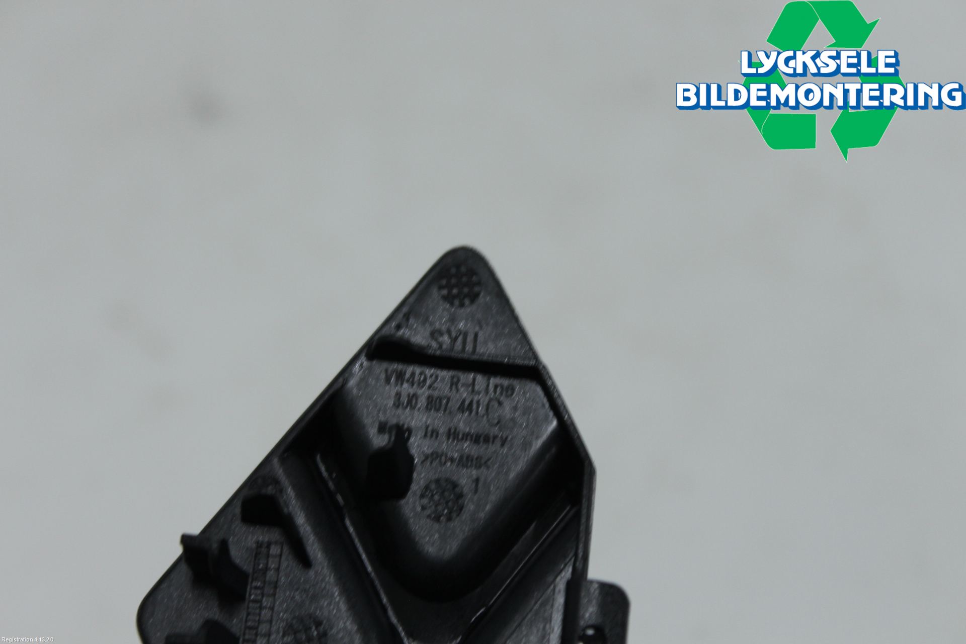 Volkswagen VW PASSAT 24- Stötfångardel Bak Hö