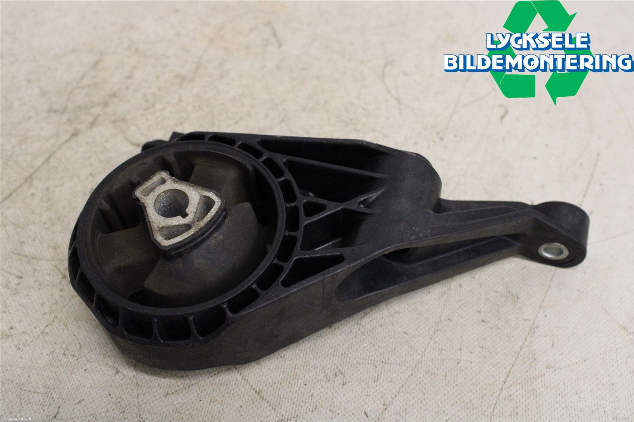 Opel ASTRA J 10-15 Växellådsfäste