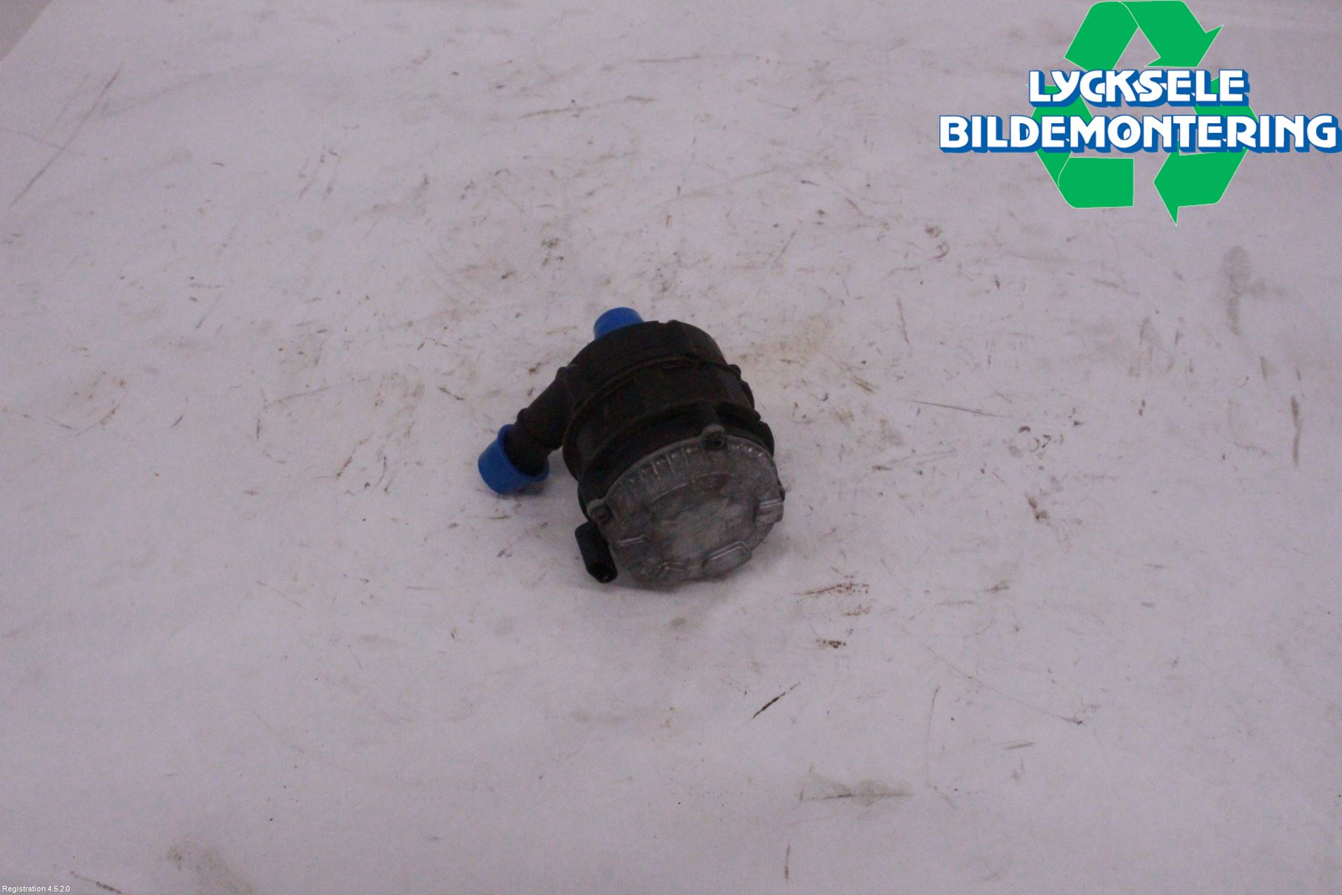 Volkswagen VW PASSAT 20-24 Vattenpump