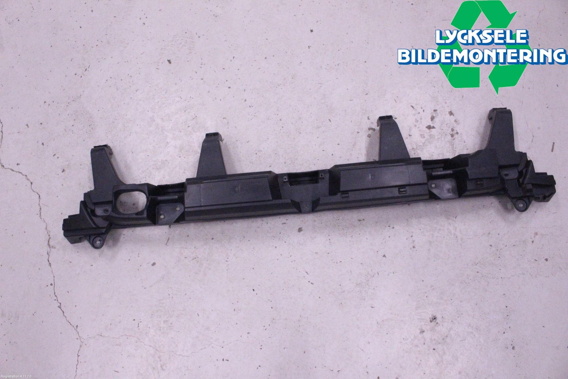 Dacia DUSTER 18-24 Stötfångare Deformelement Bak