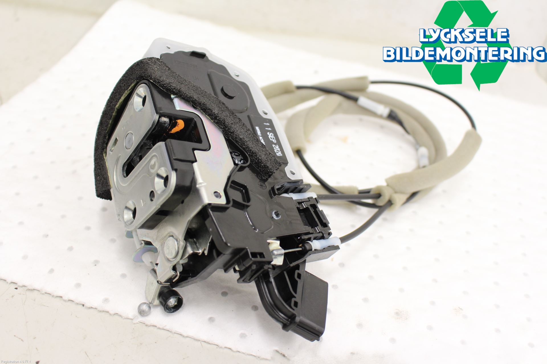 Nissan LEAF 18- Låskista-Dörrlås