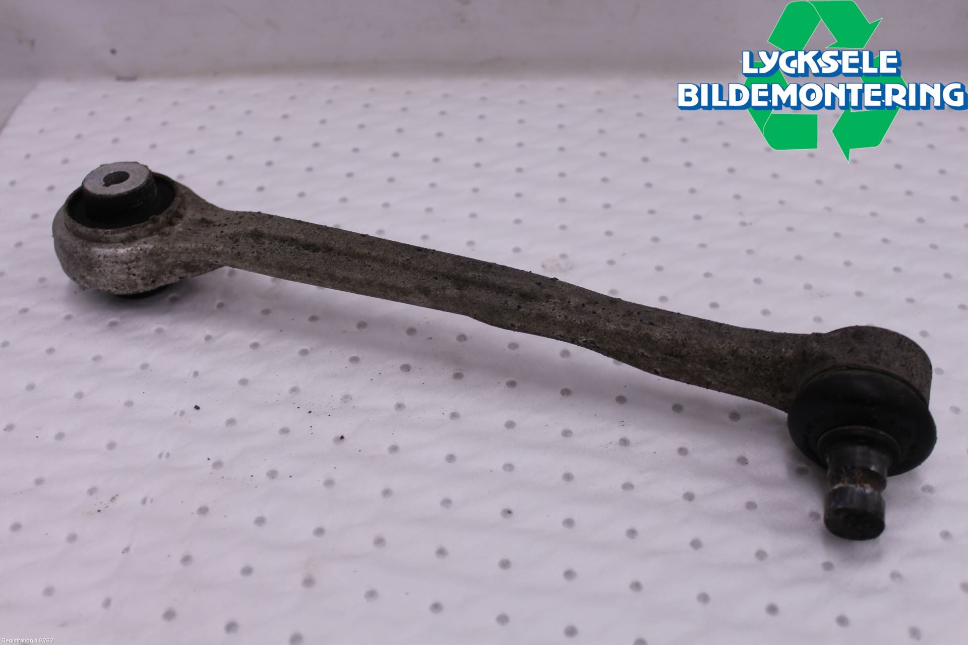 Audi A6 F2/C8 19- Bärarm Fram Övre Vä