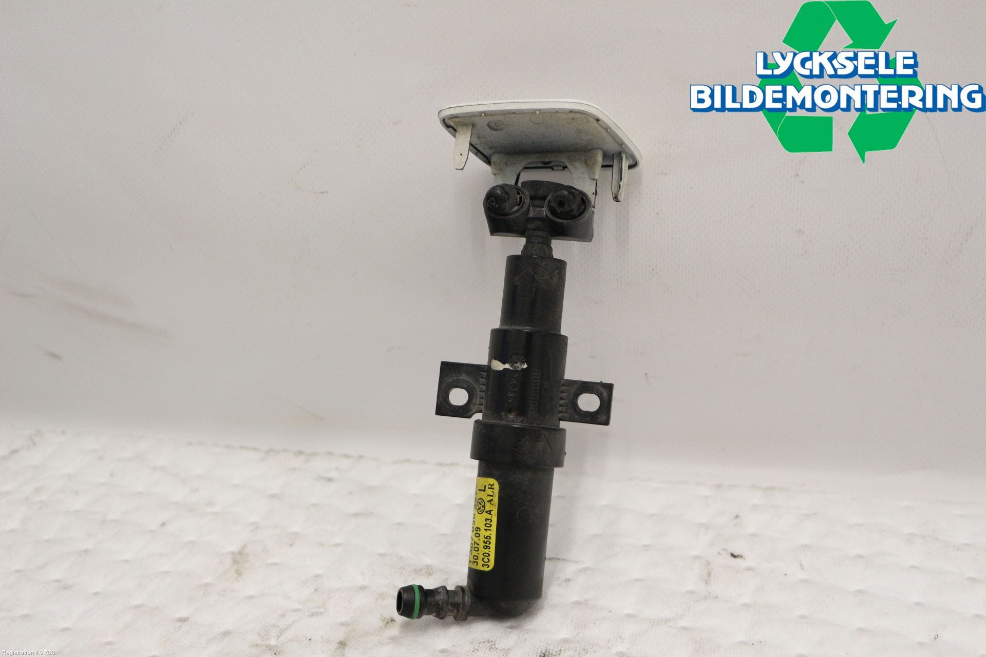 Volkswagen VW PASSAT 05-11 Spolarmunstycke Strålkastare