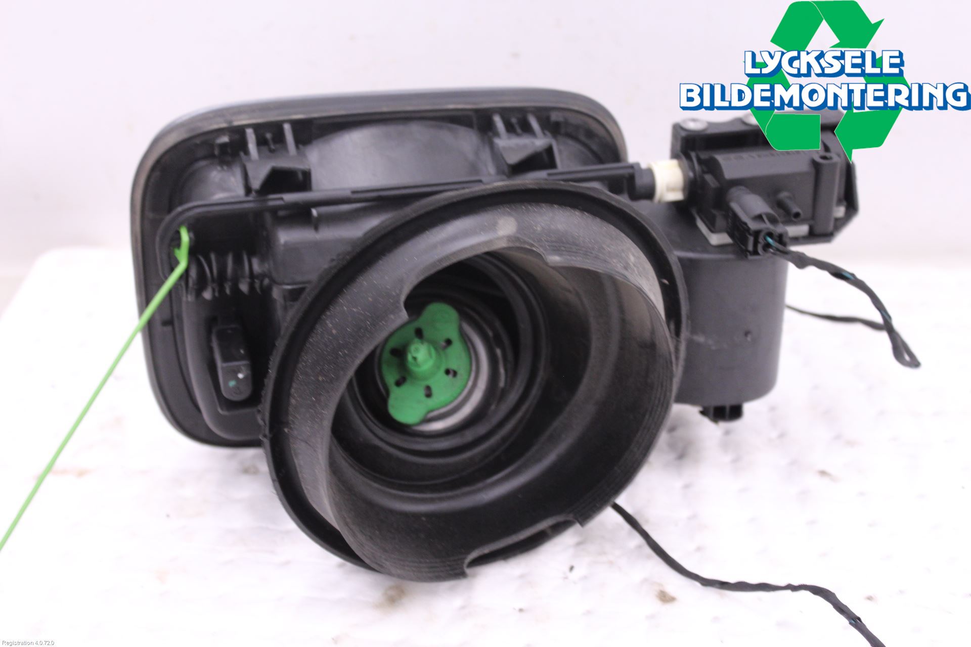 BMW X1 E84 10-15 Tanklucka