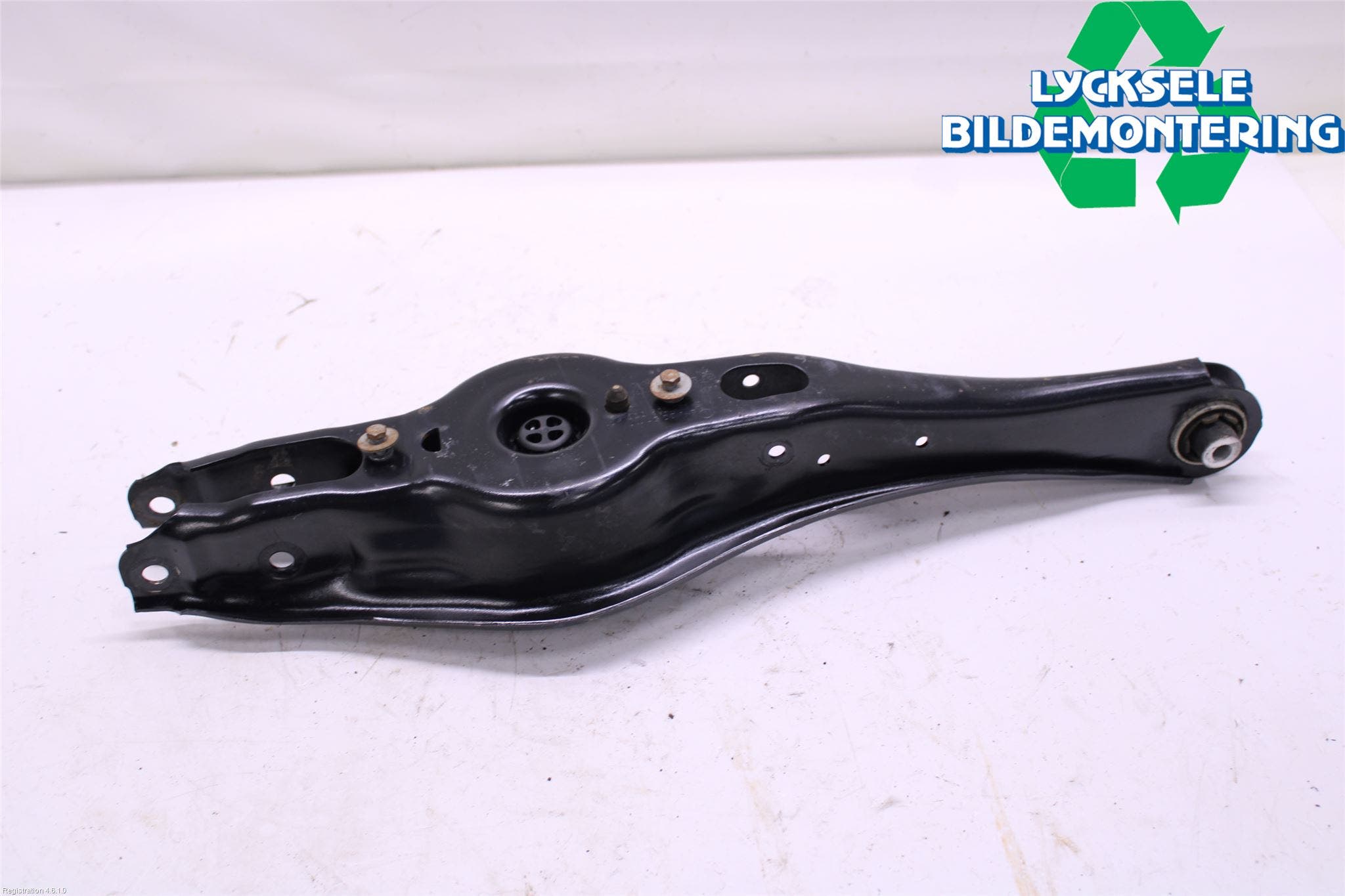 Skoda KODIAQ 17-24 Bärarm Bak Höger