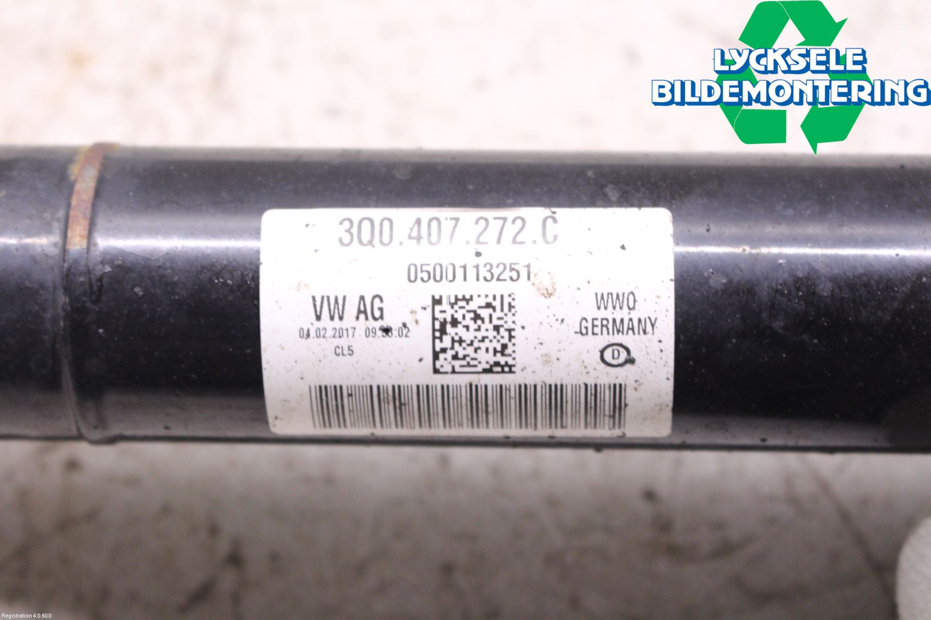 Volkswagen VW PASSAT 15-19 Drivaxel Fram Höger
