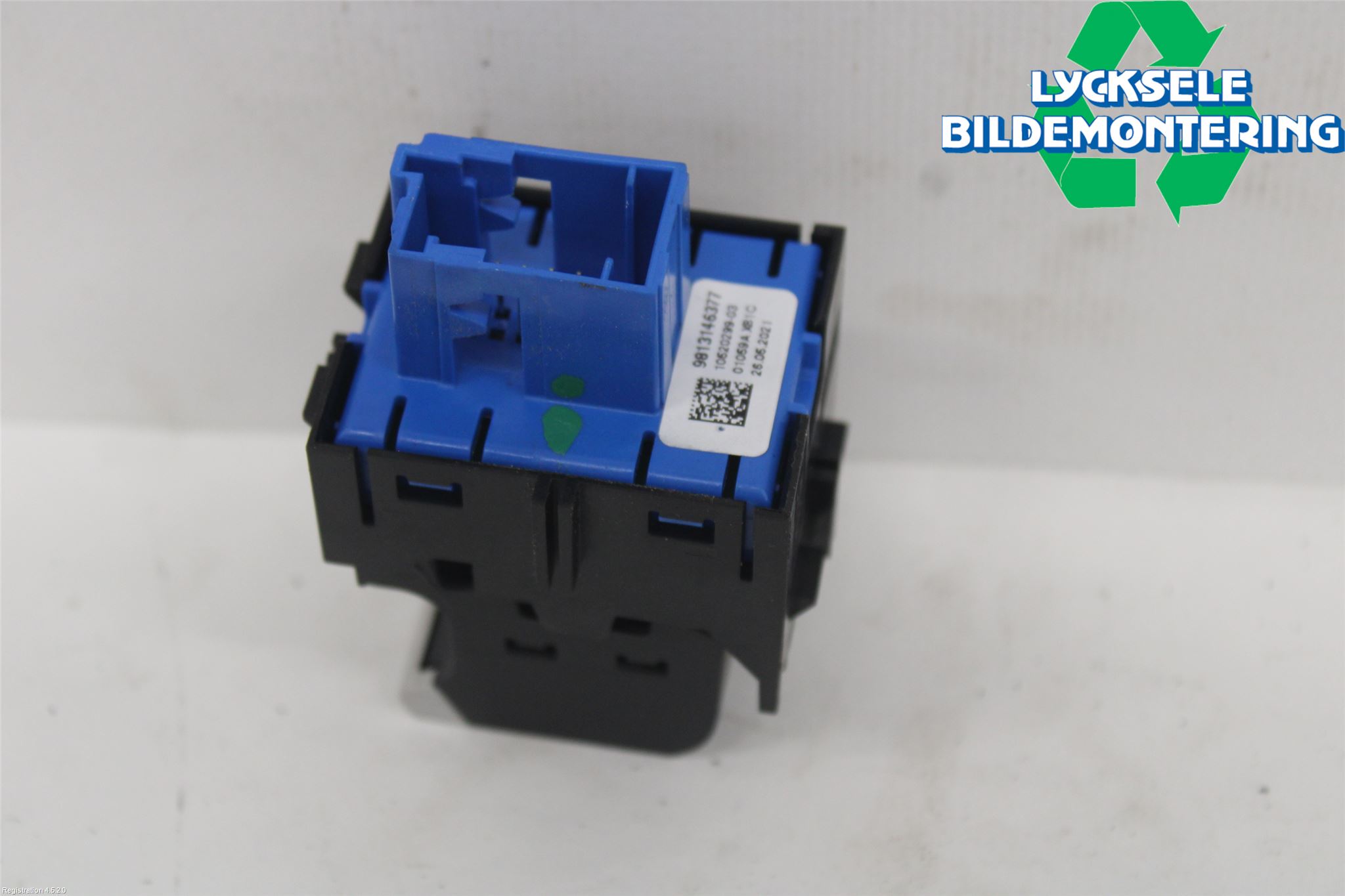 Opel MOKKA 21- Strömställare Parkeringsbroms