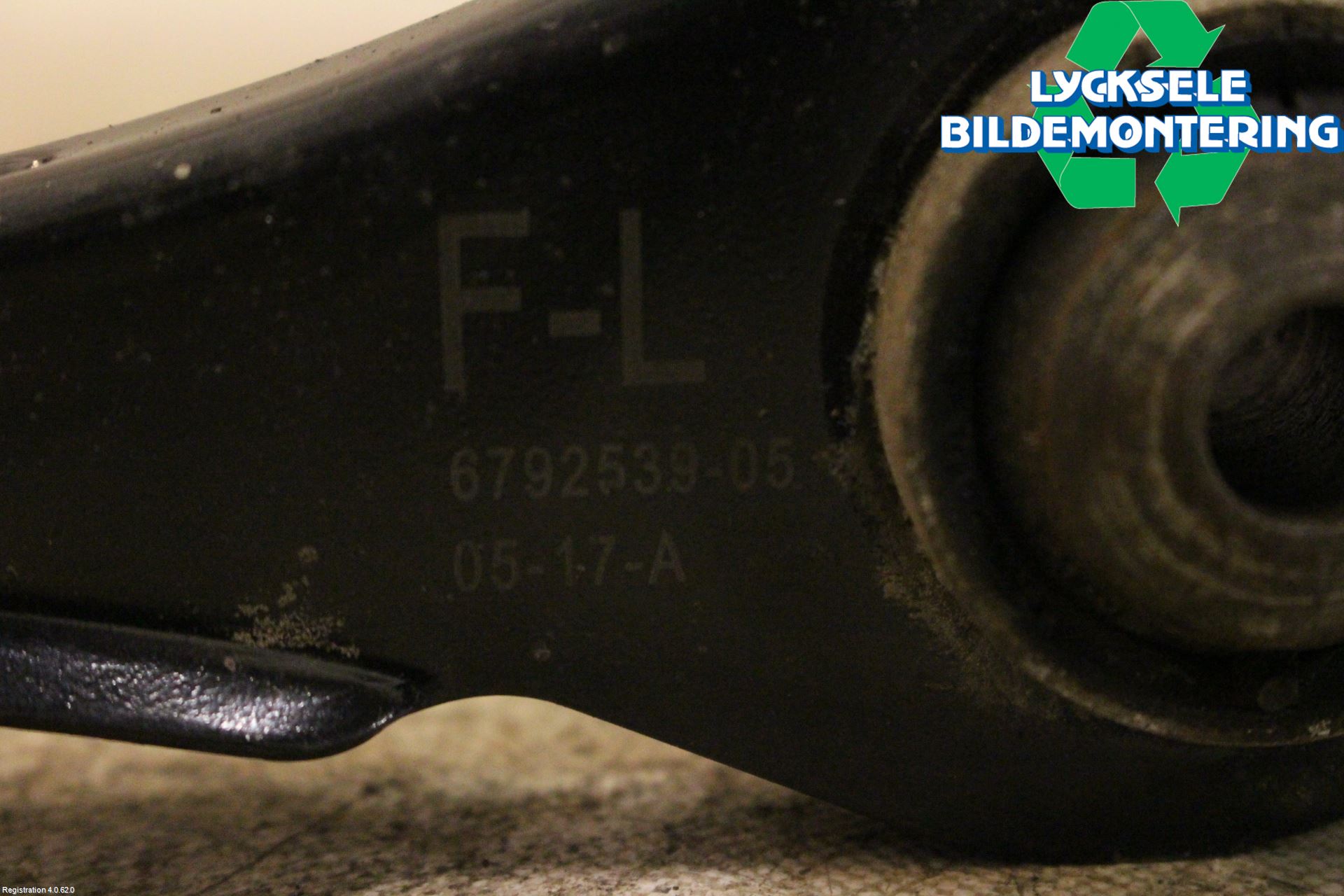 BMW 3 F30/F31/F80 12-19 Bärarm Bak Övre Vänster