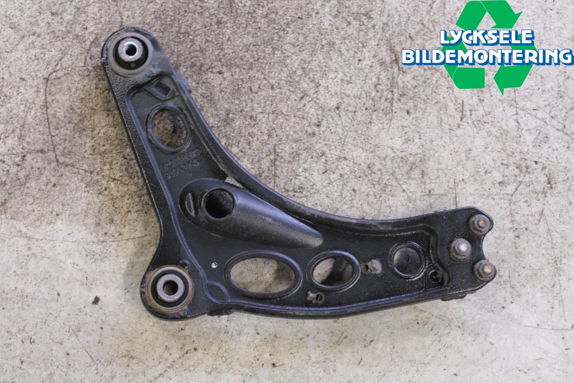 Opel VIVARO 01-14 Bärarm Fram Undre Hö