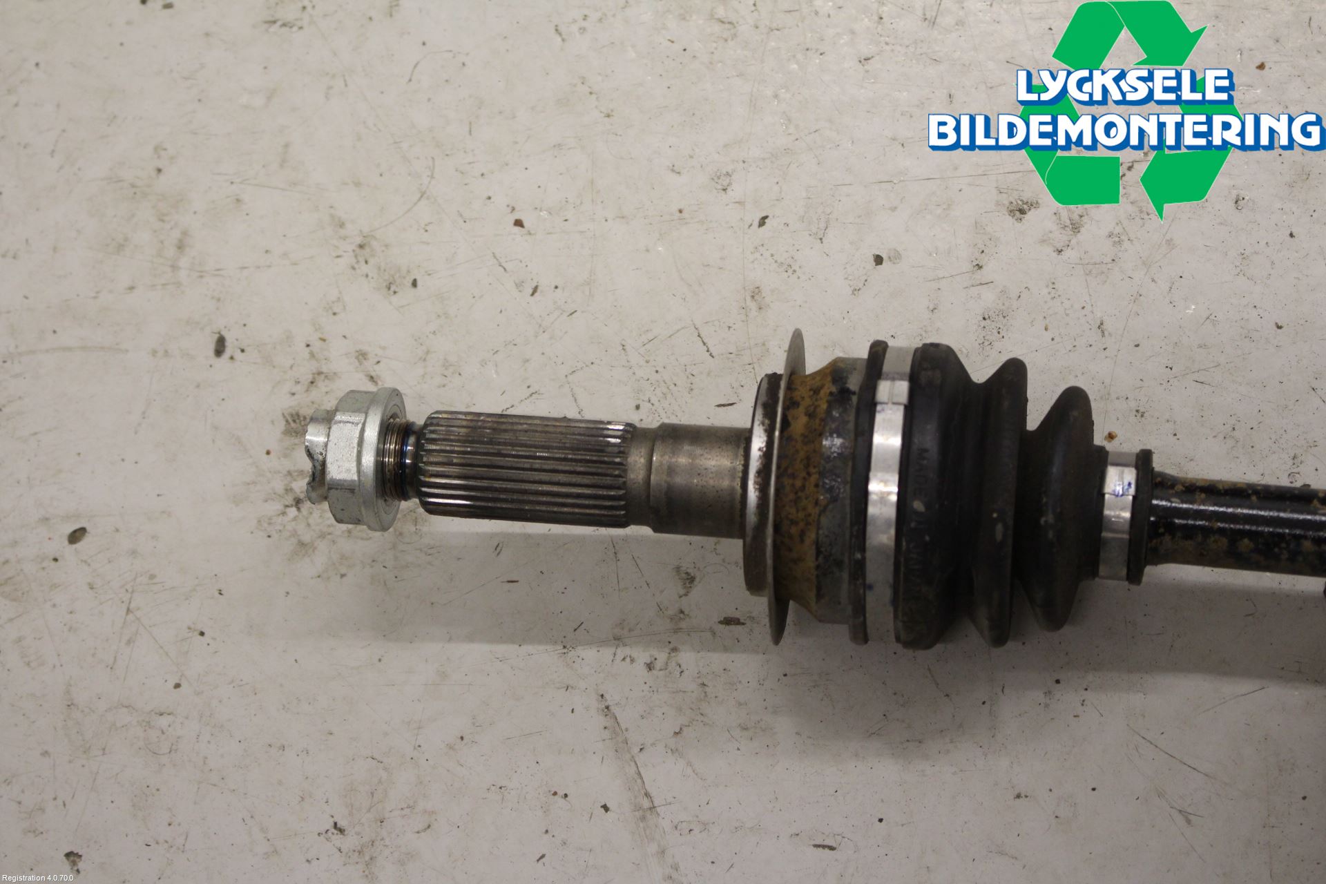 Subaru FORESTER SH  08-13 Drivaxel Bak Vänster