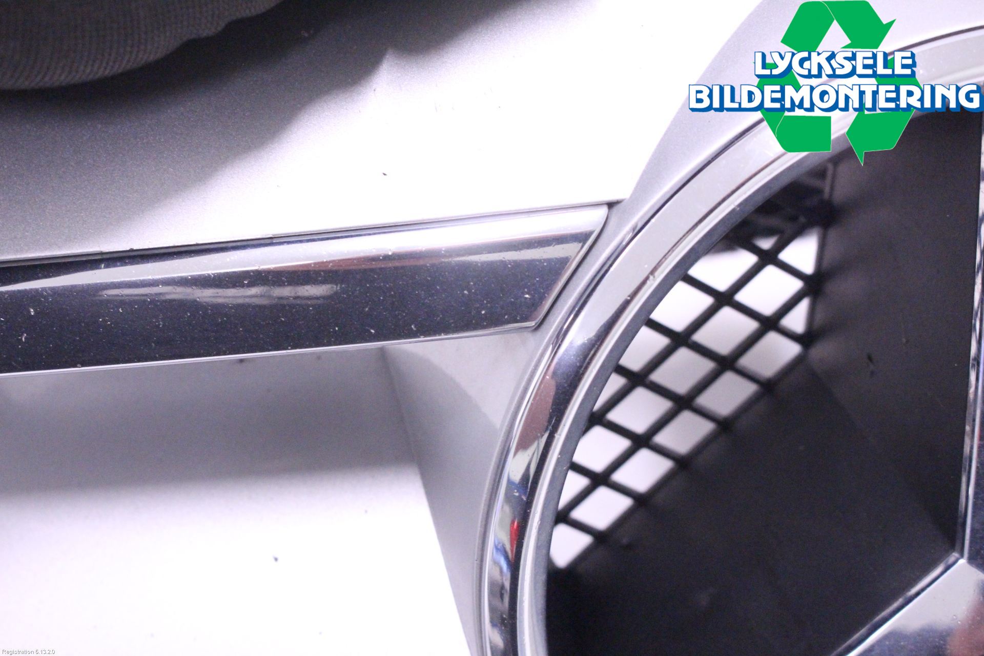 Mercedes-Benz MB C-KLASS (W204) 07-15 Grill Komp