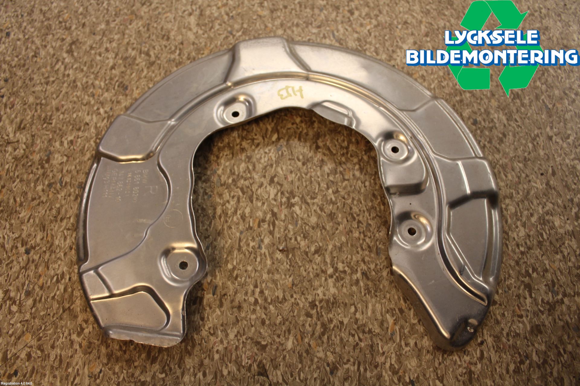 BMW 5 G30/G31/F90 17-23 Bromssköld Bak