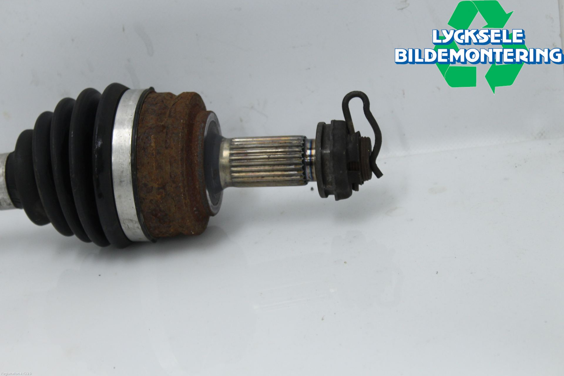 Peugeot 2008/E-2008 20- Drivaxel Fram Höger