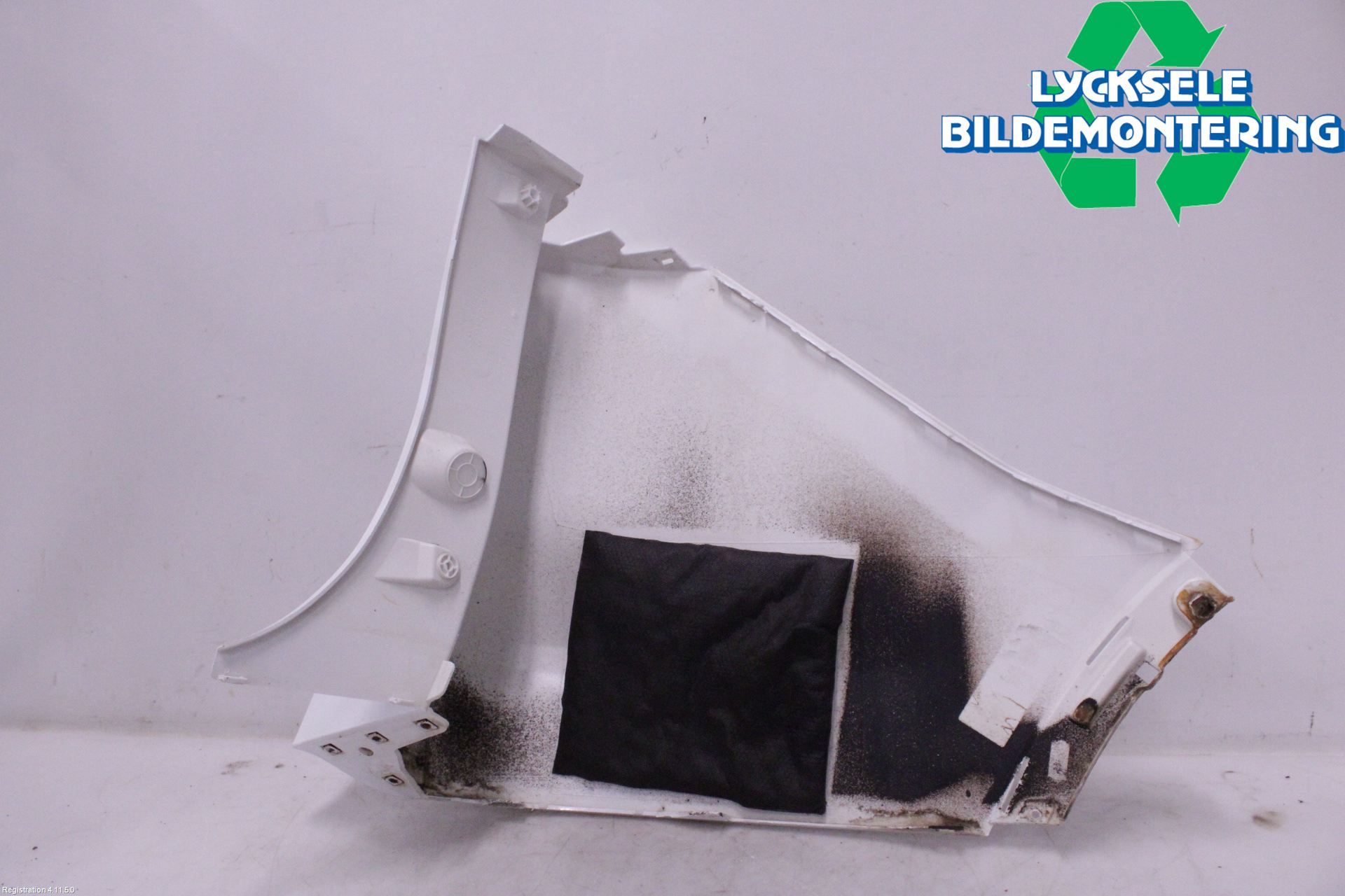 Ford KUGA 13-16 Stötfångardel Bak Vä