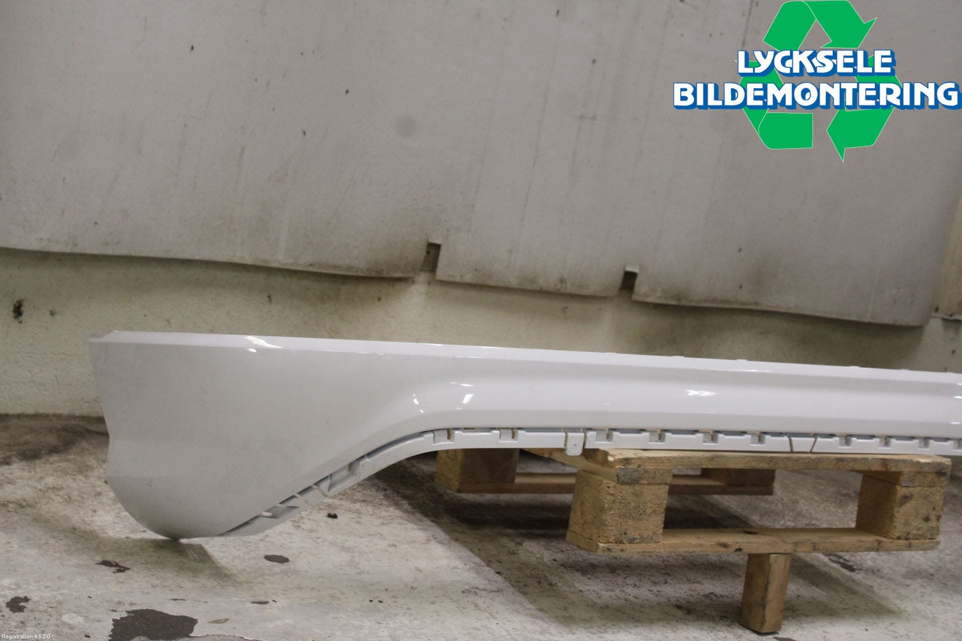 Audi Q2/SQ2 17- Stötfångarbeklädnad Bak