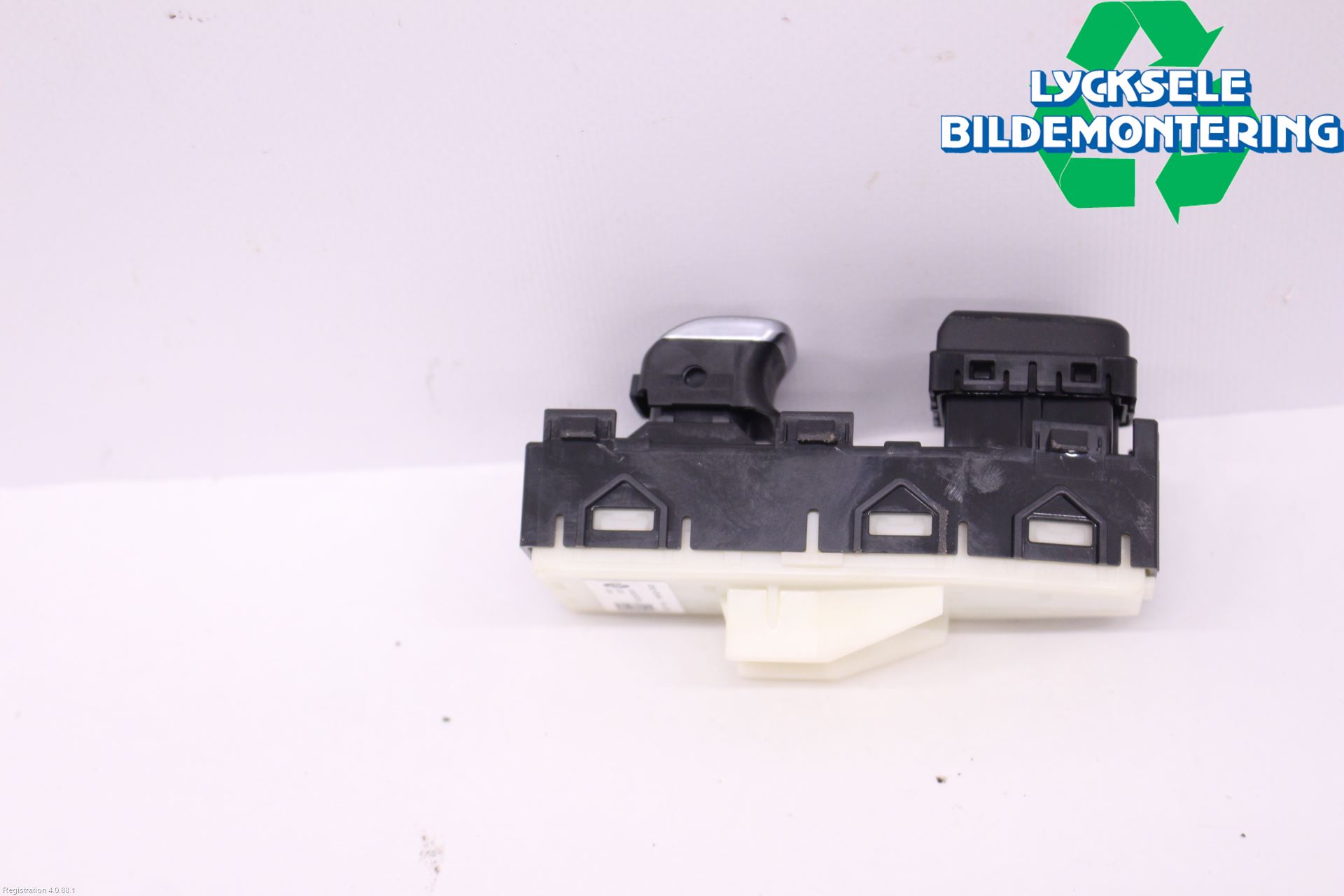 Kia SORENTO 21- Strömställare Elhiss