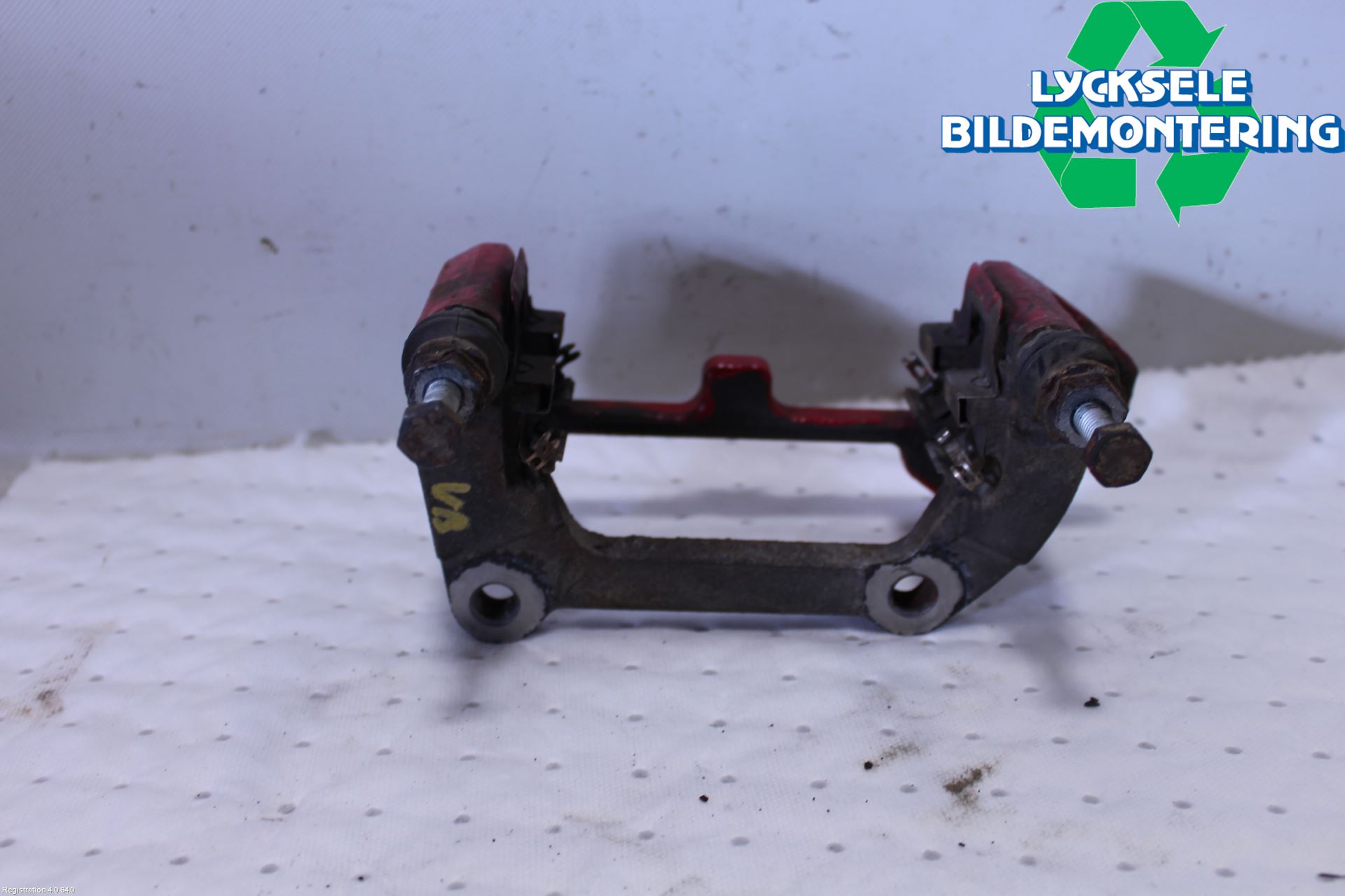 Audi A4/S4 08-11 Bromsokshållare