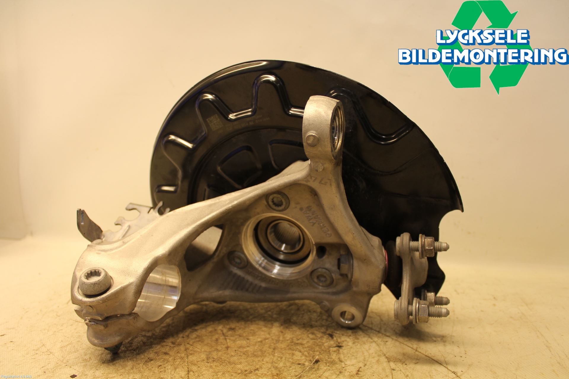 Volkswagen VW TIGUAN 16-24 Styrspindel Lagerhus Hö