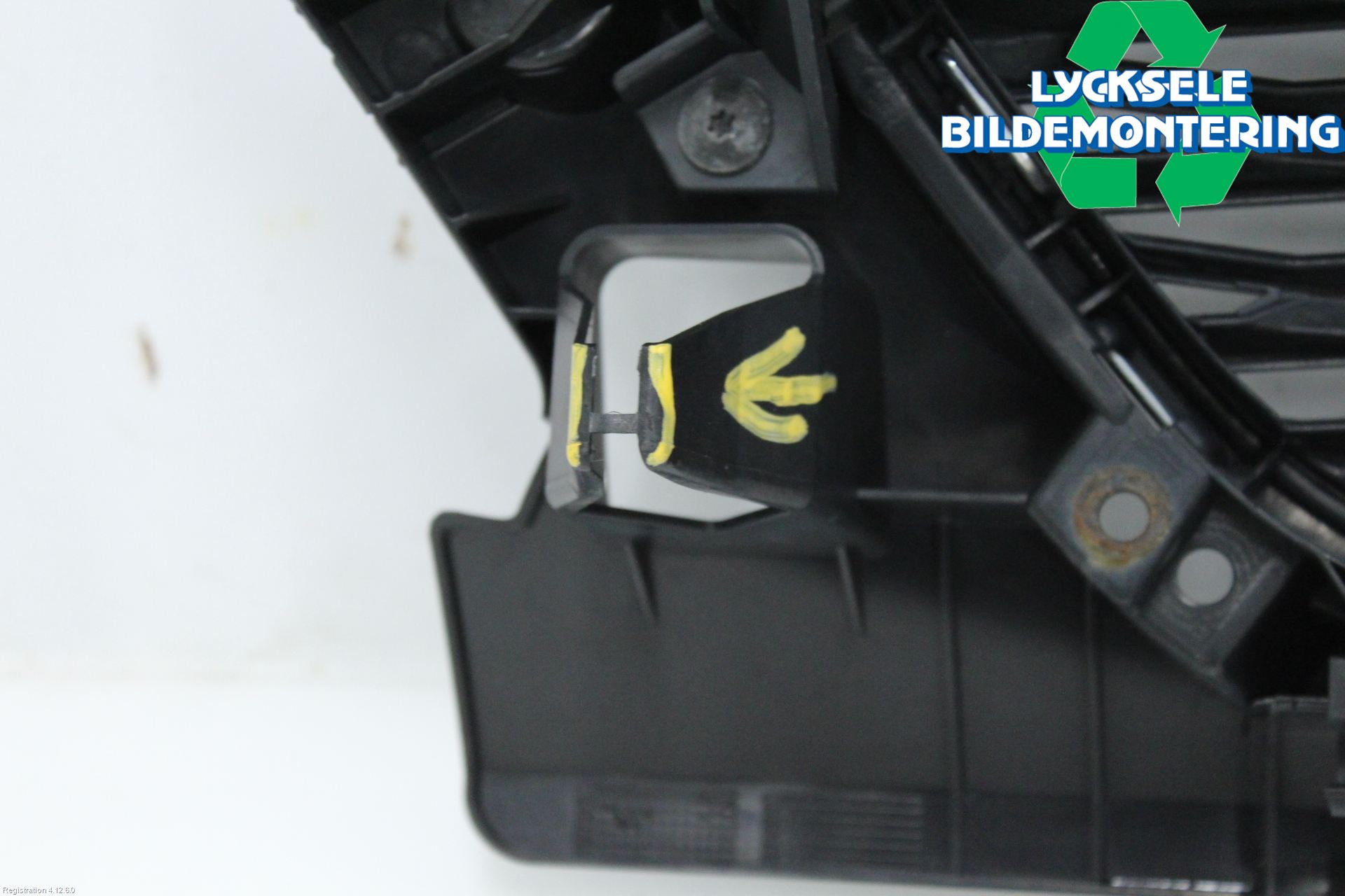 Seat LEON 13-20 Grill Komp