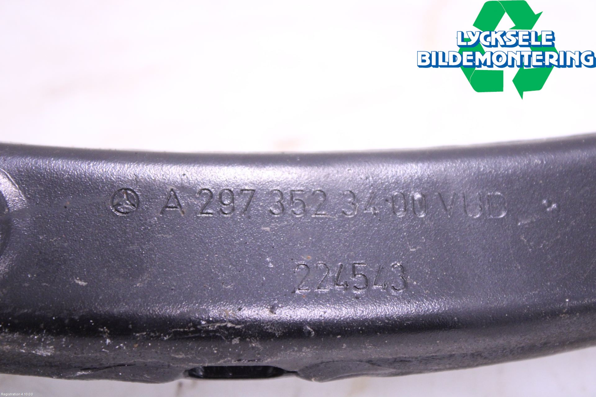 Mercedes-Benz MB EQE SUV (X294) 22- Bärarm Bak Övre Vänster