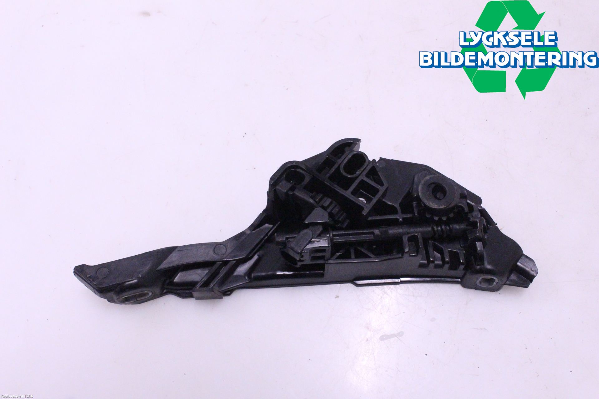 BMW 5 G30/G31/F90 17-23 Inredning Bakluckeklädsel