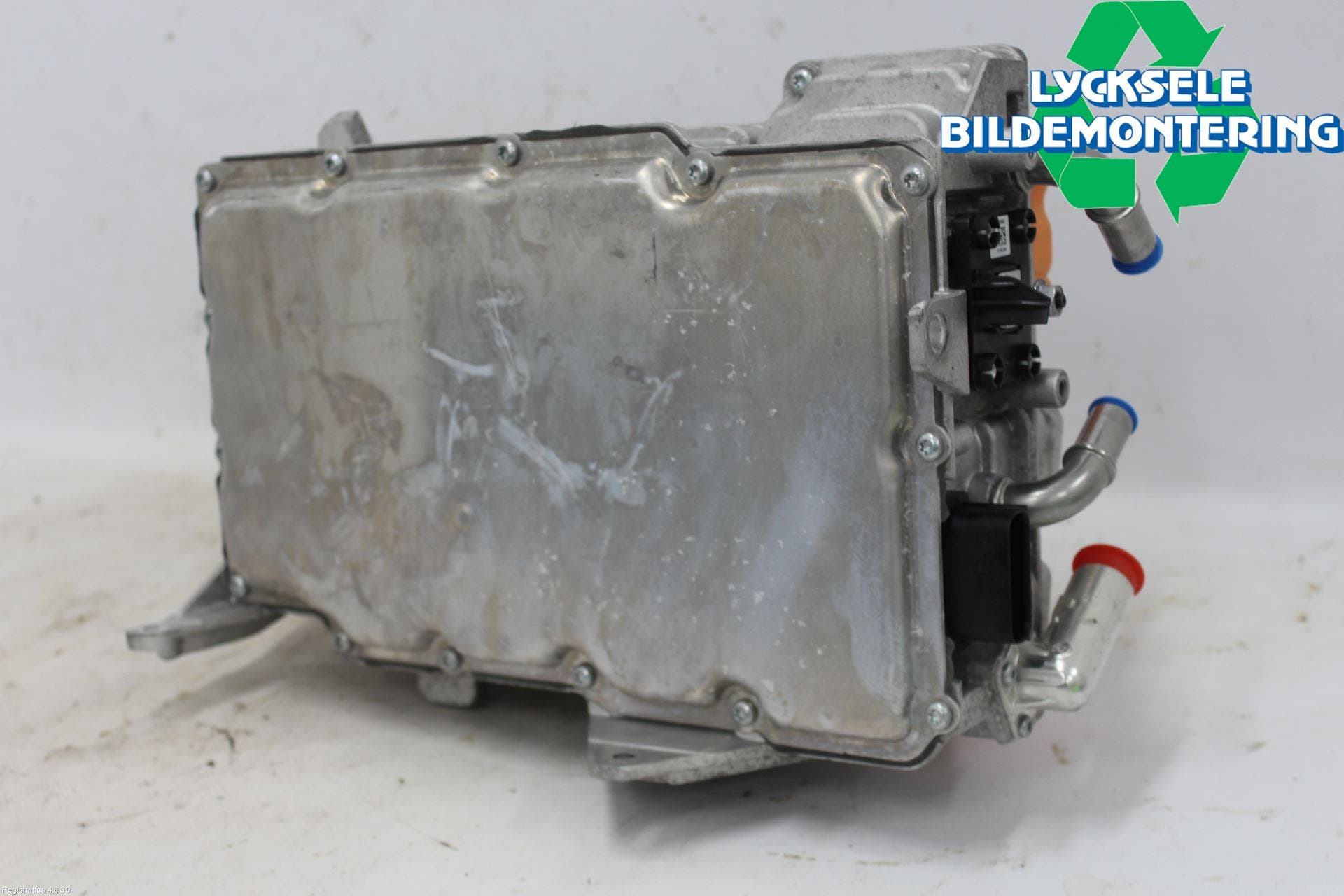 Volvo V60 19- Hybridconverter