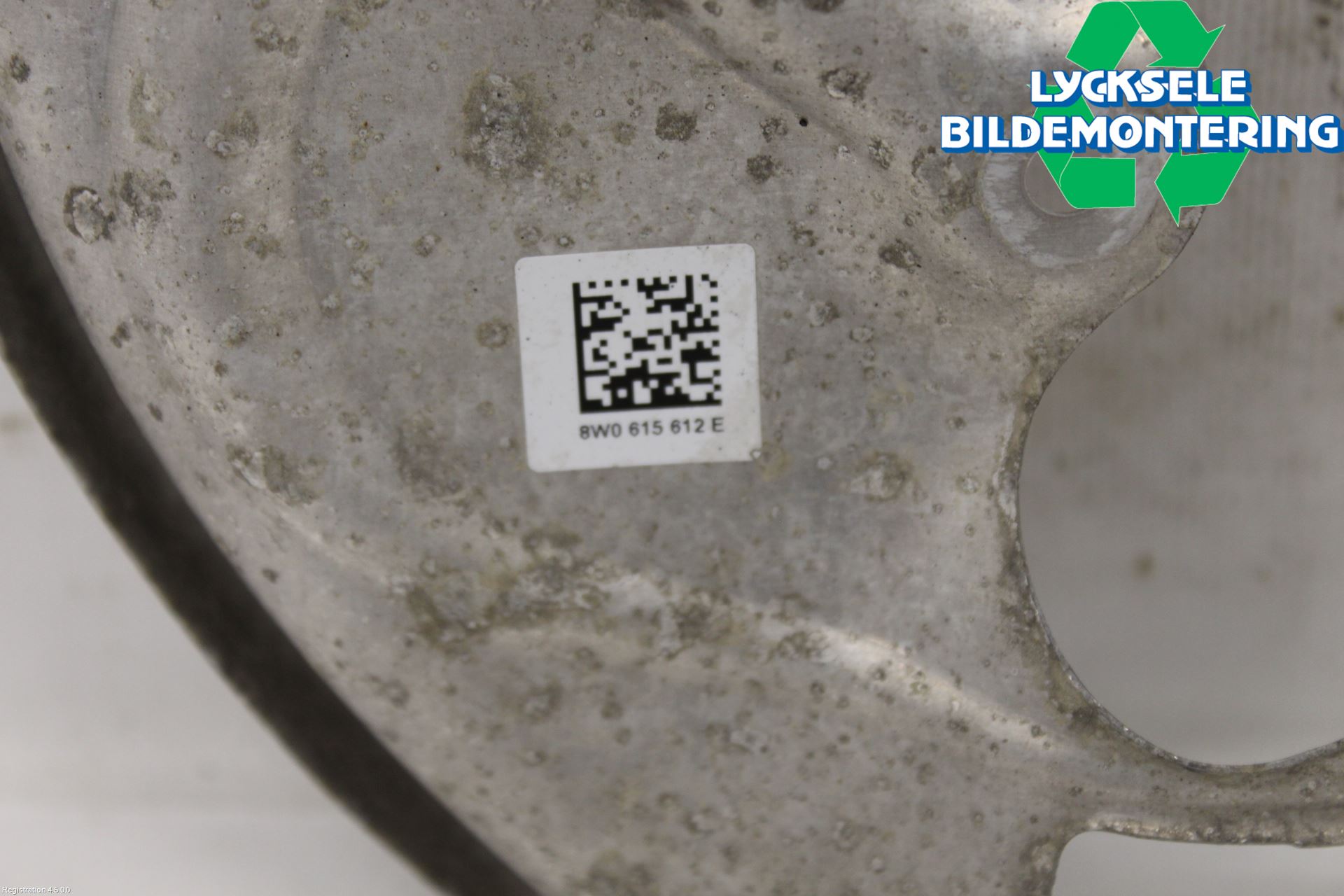 Audi A4/S4 B9 20- Bromssköld Bak