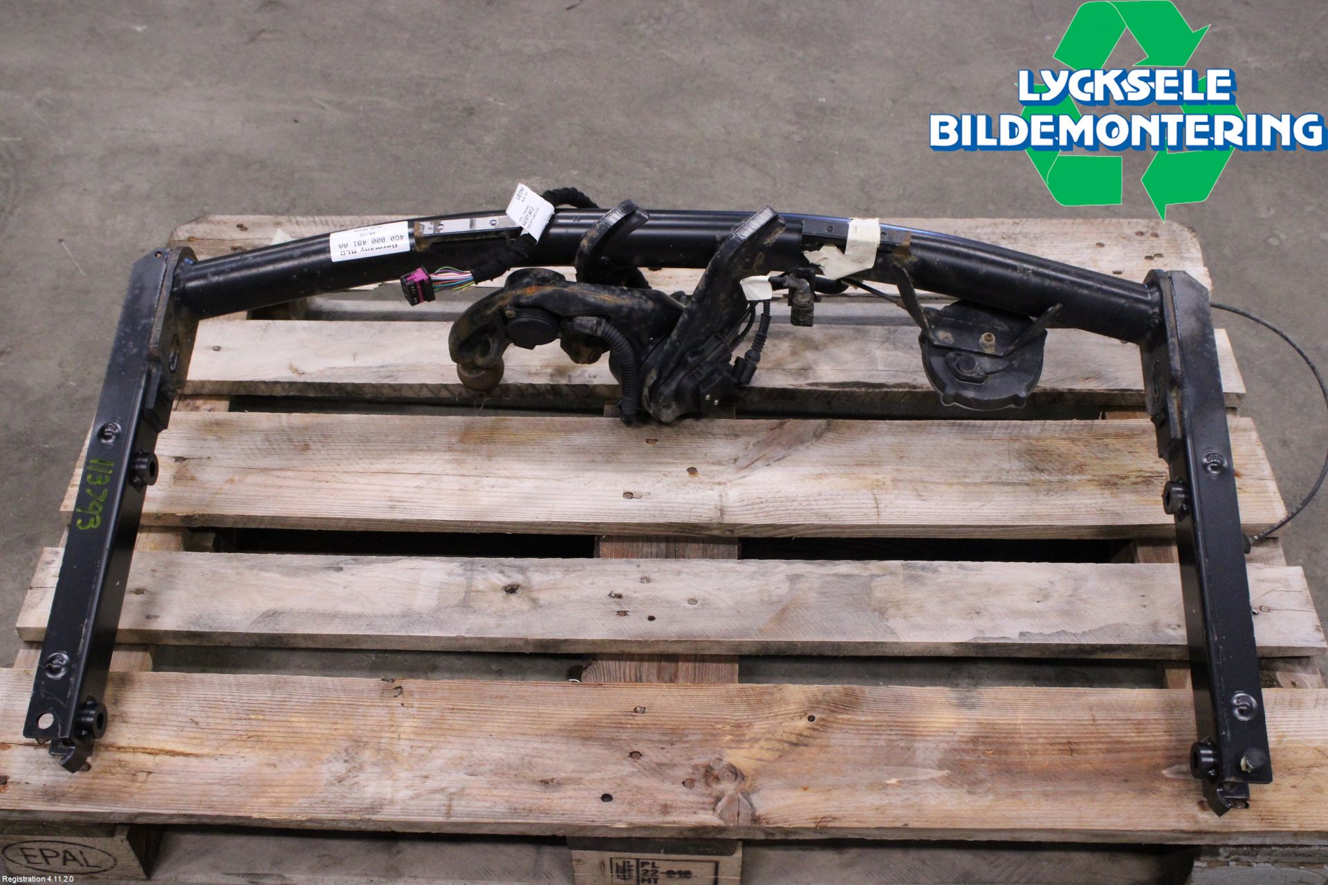 Audi A6 ALLROAD 12-18 Dragkrok