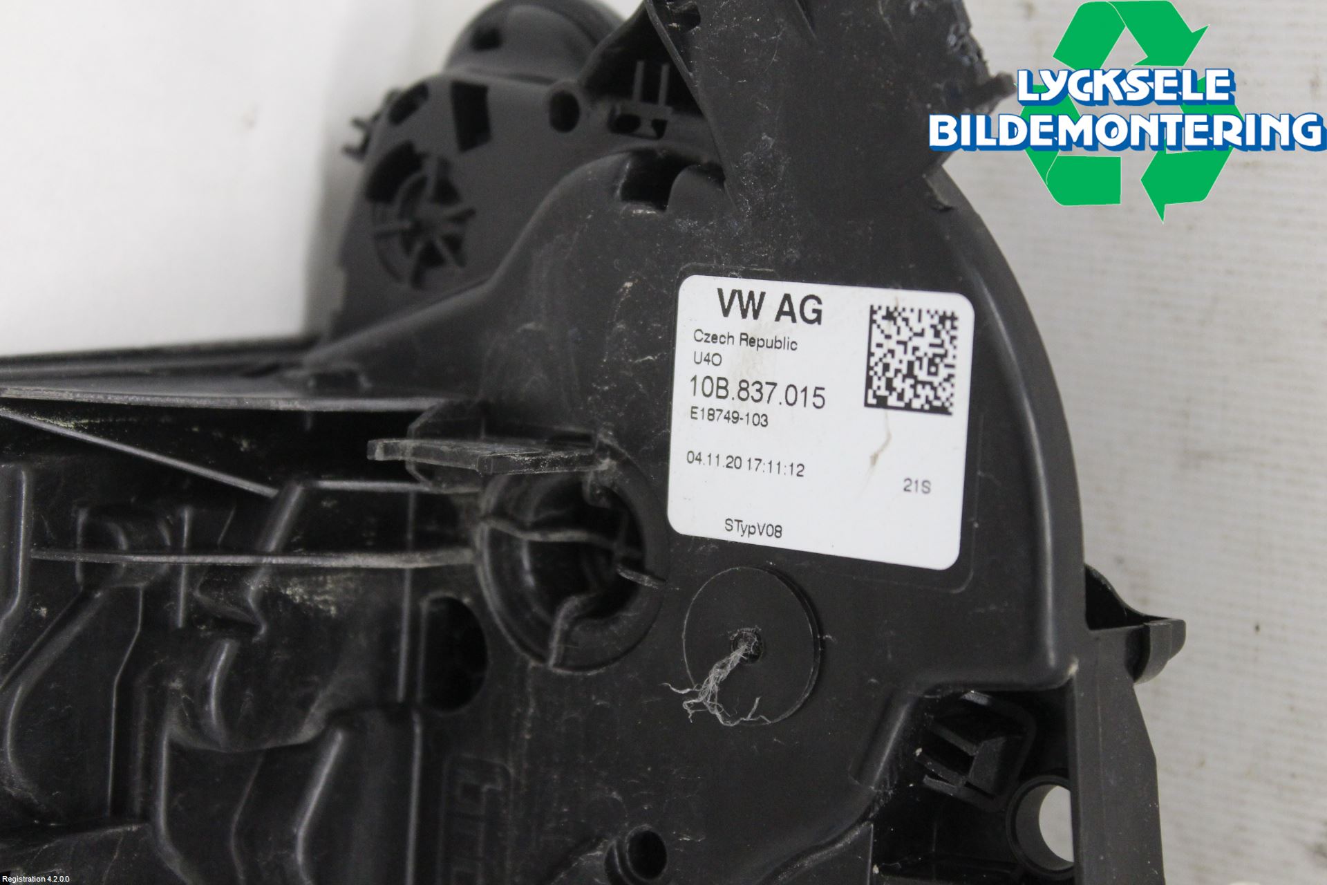 Skoda KAMIQ 20- Låskista-Dörrlås